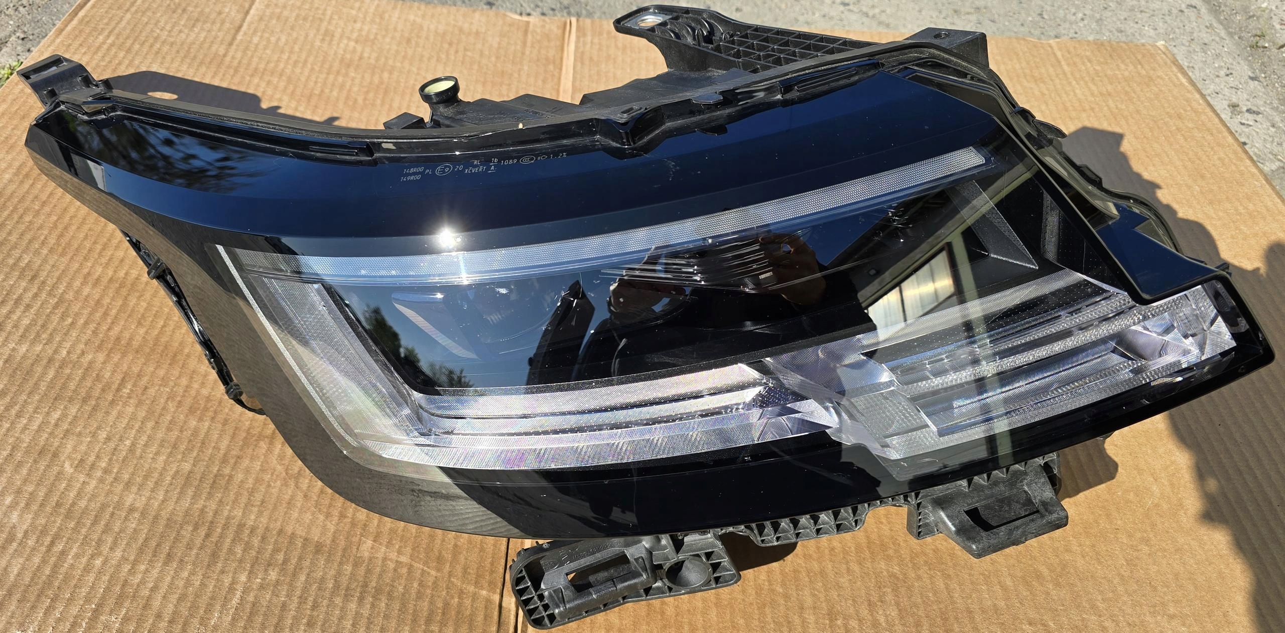 light right front front FULL LED RANGE ROVER VOGUE L460 M8E2-13W029-HN