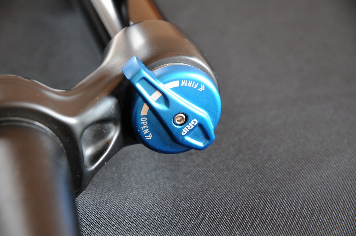 amortyzator 29" FOX Performance SC 32 FLOAT Model FOX Performance SC 32 FLOAT