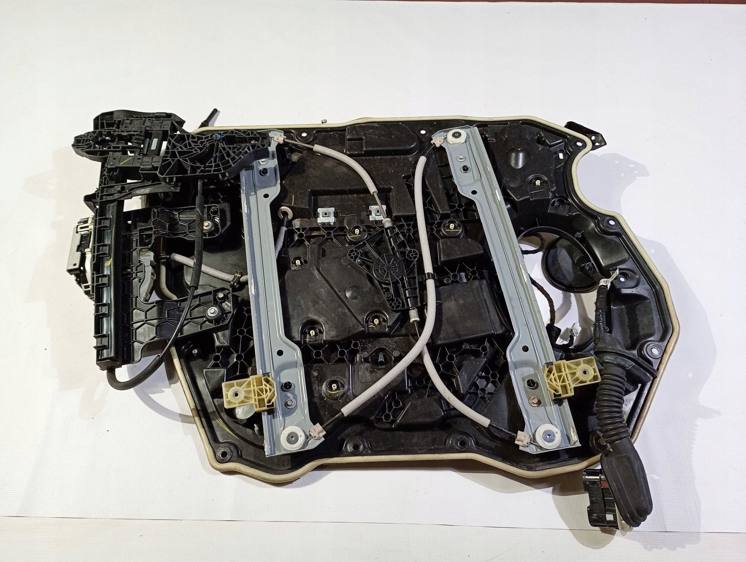 side door window regulator mechanism right front Dodge RAM 1500 2019