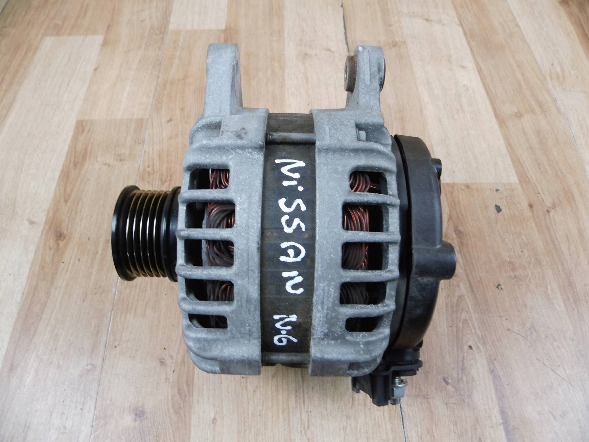 Nissan X-Trail T32 1.6 BENZ alternator 231004PA0A-E