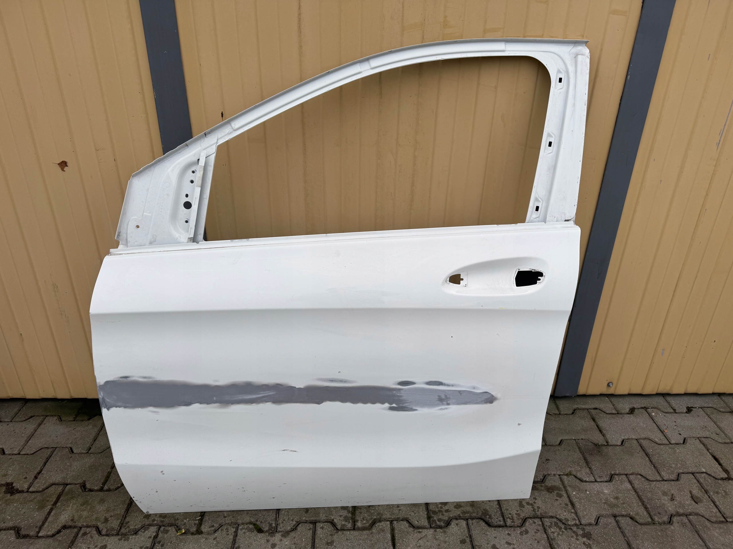 MERCEDES B-KLASA BKLASA W246 DRZWI PRZEDNIE LEWE GIEŁDA POZNAŃ