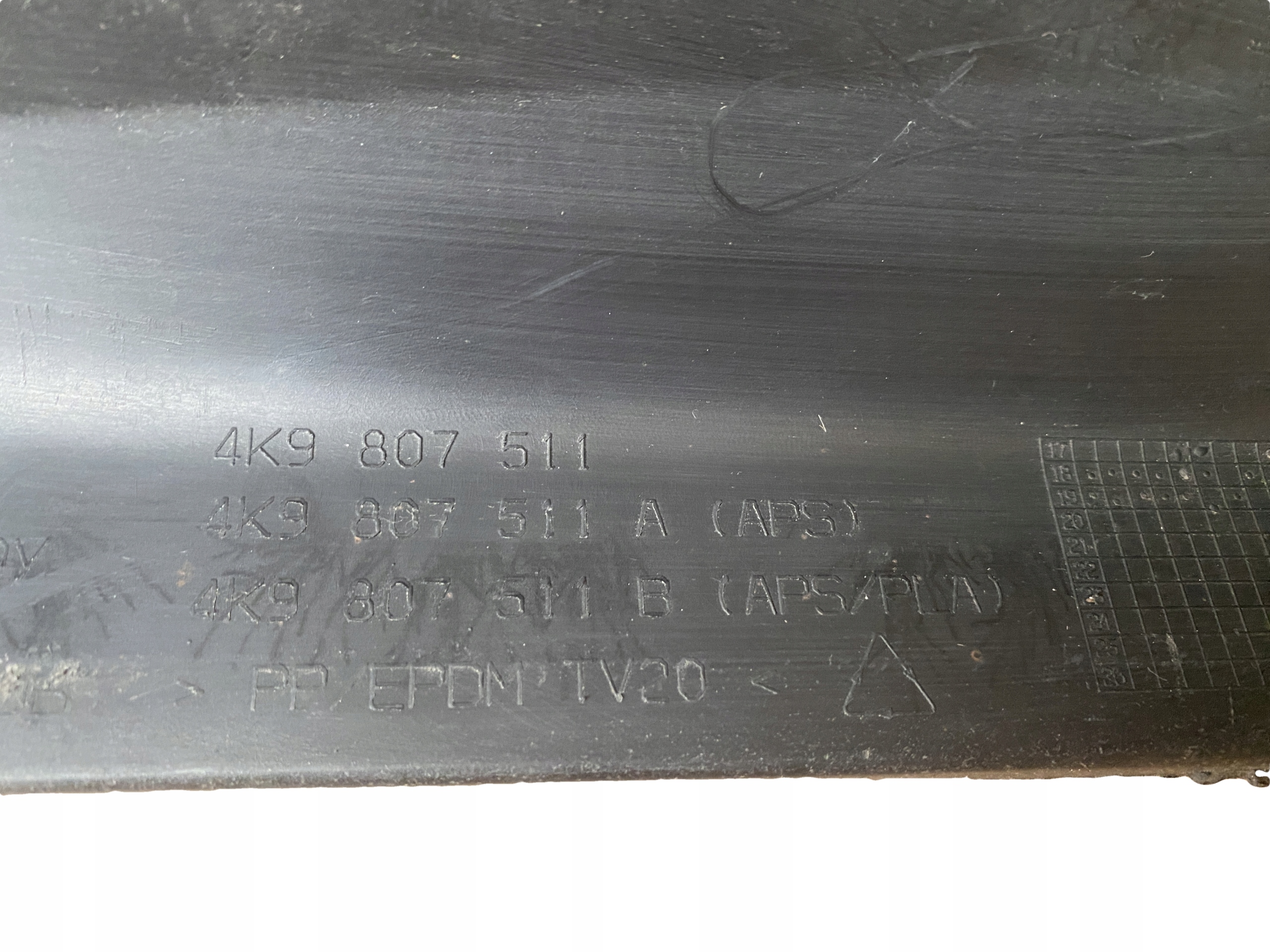 AUDI A6 4K C8 KOMBI bumper rear part