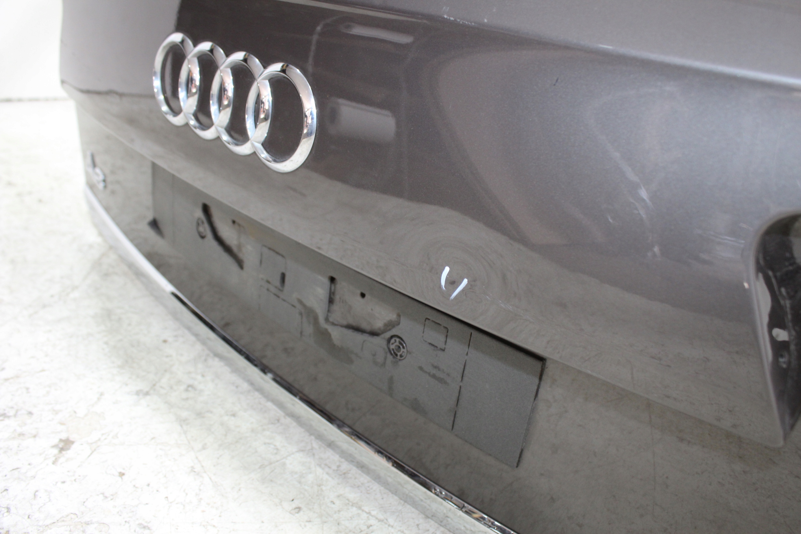 Audi A6 C7 Allroad trunk door boot rear part