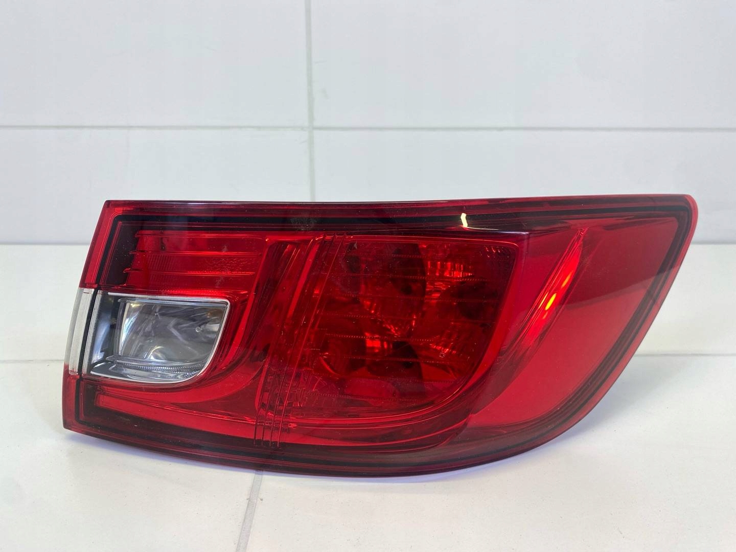 light rear right side Renault Clio 4 2015 265502831R