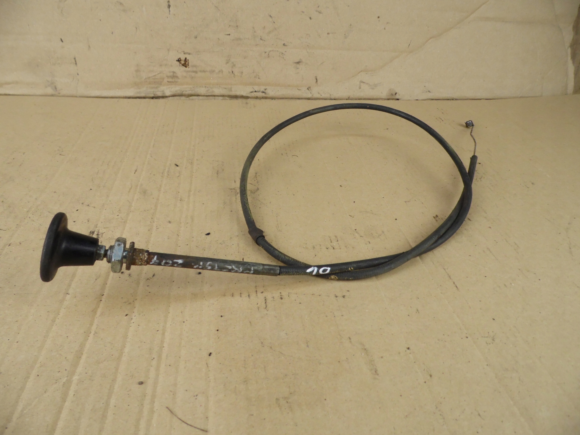 MERCEDES T1 утка трос всасывания газа