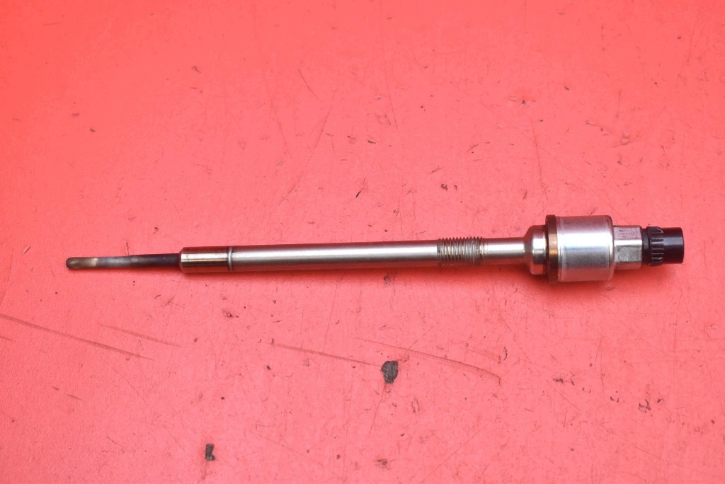 glühkerze 55579436 OPEL ASTRA 4 IV J 2.0 CDTI 165 KM 09-12