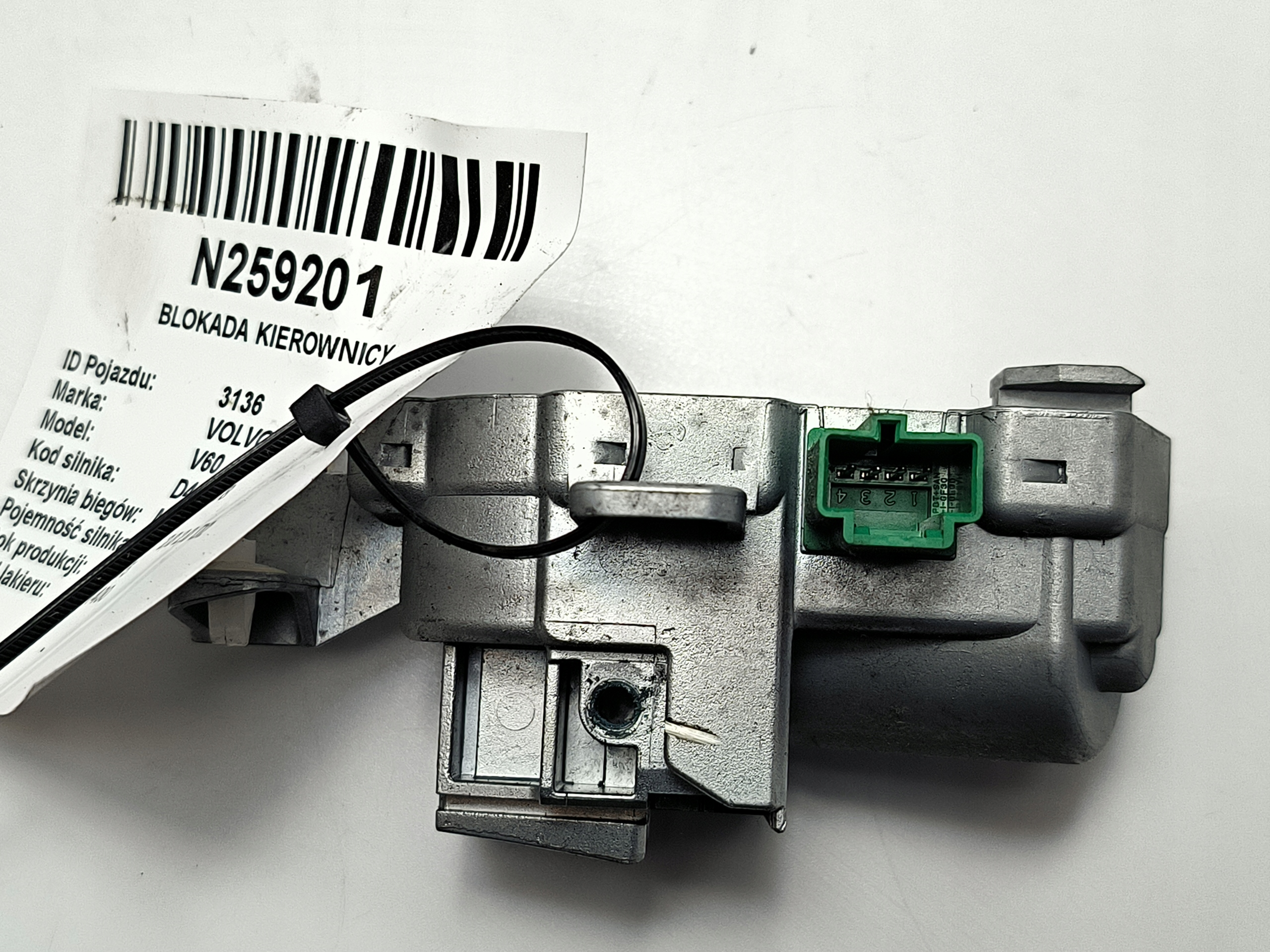 BLOKADA des Lenkrads 31340734 VOLVO V60
