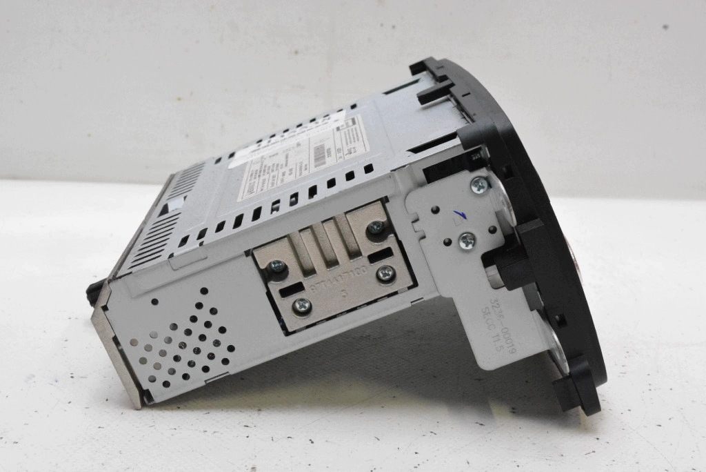 RADIO radio CD USB AUX 281150132R DACIA SANDERO 2 II 13-16