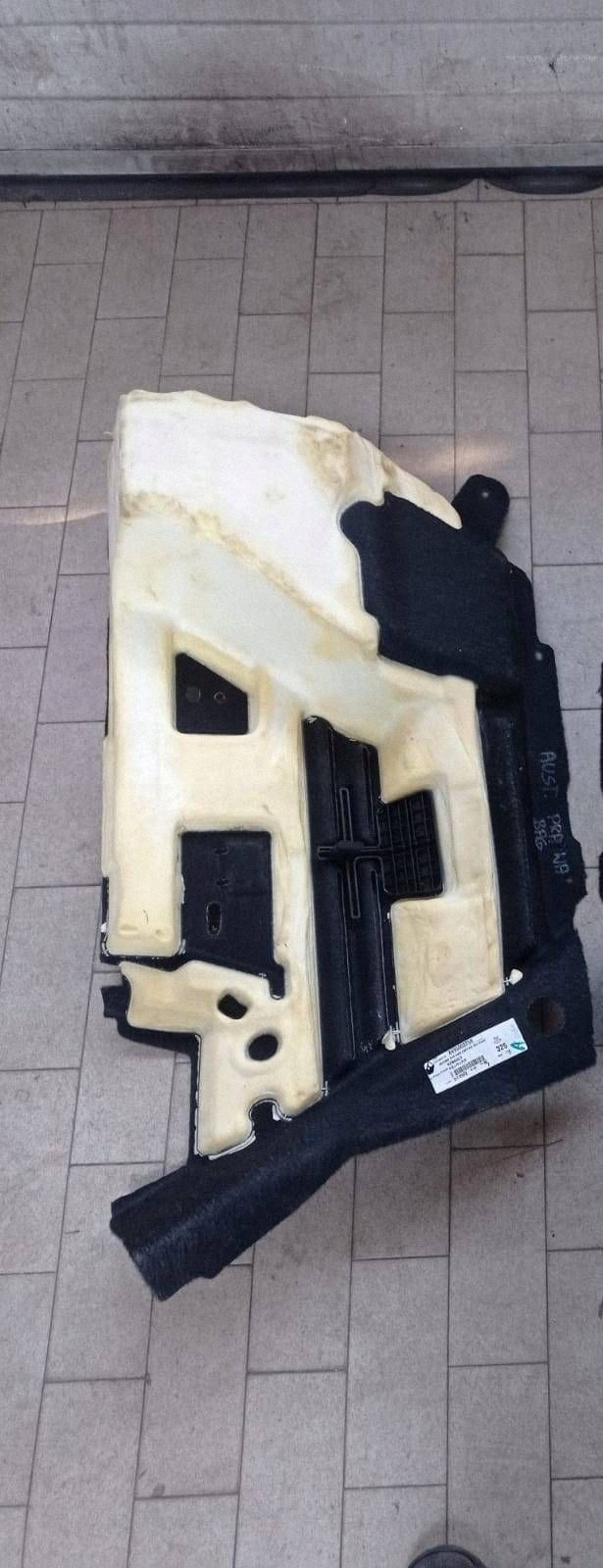 boot upholstery right side Renault Austral 849500325R