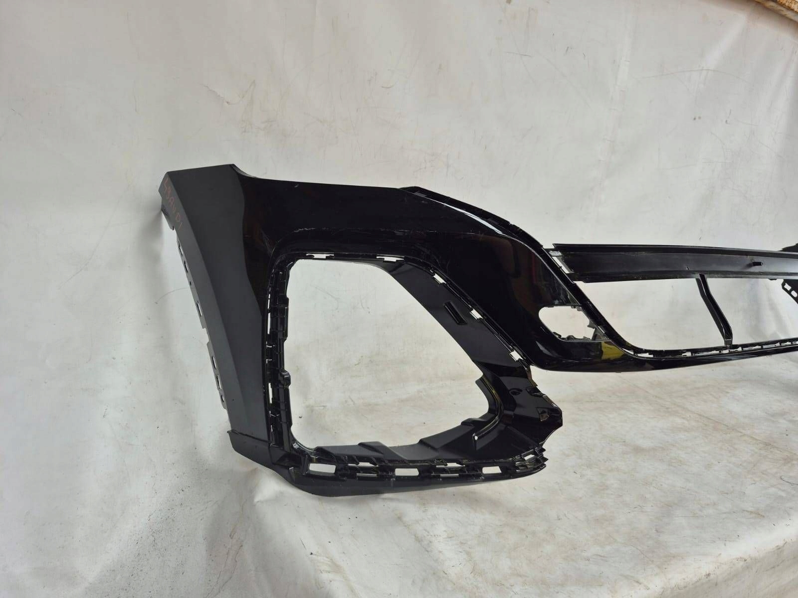 AUDI Q8 4M8 S-LINE 18-23 bumper front front 4M8807437
