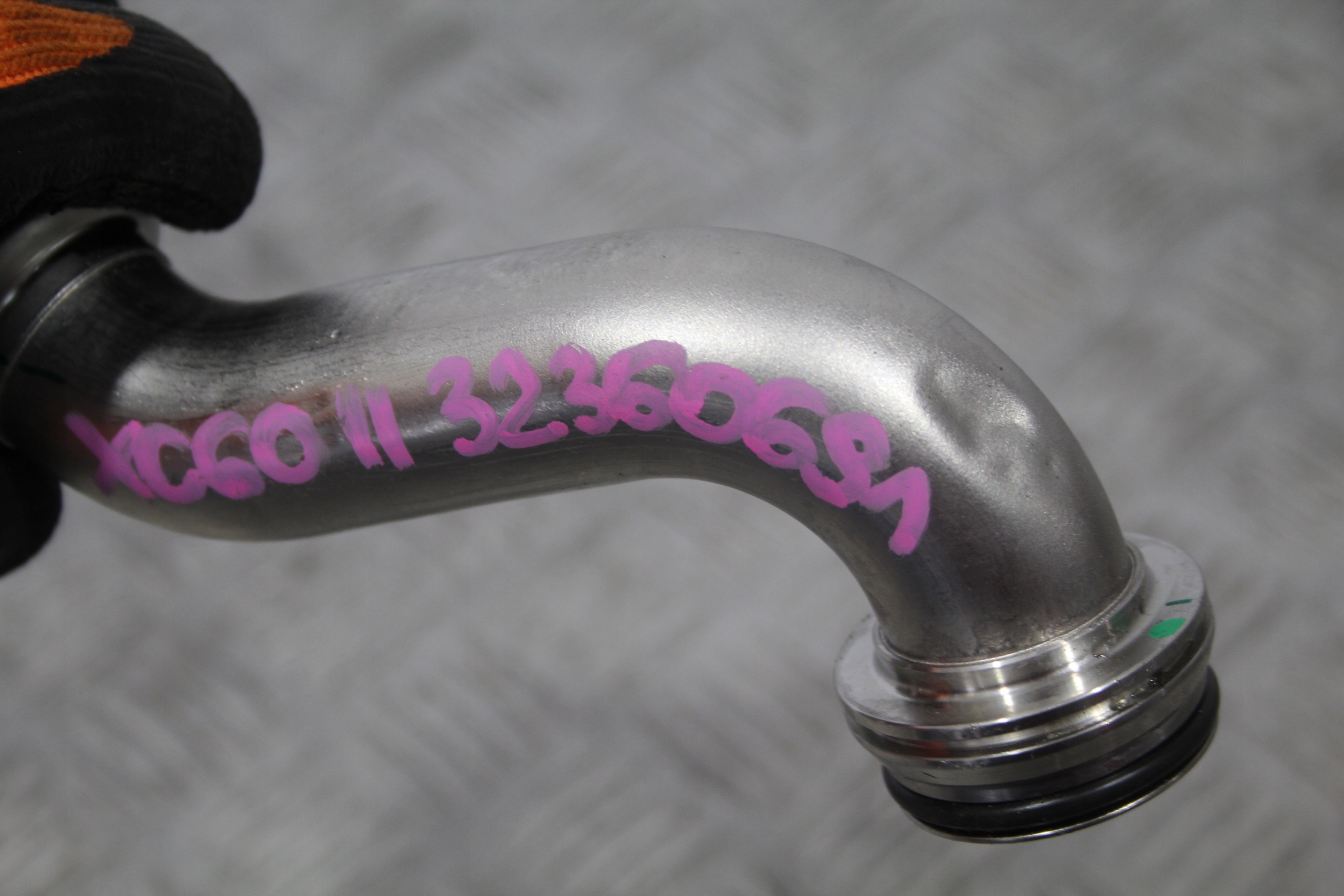 pipe wiring VOLVO XC60 II 2 LIFT 32360691