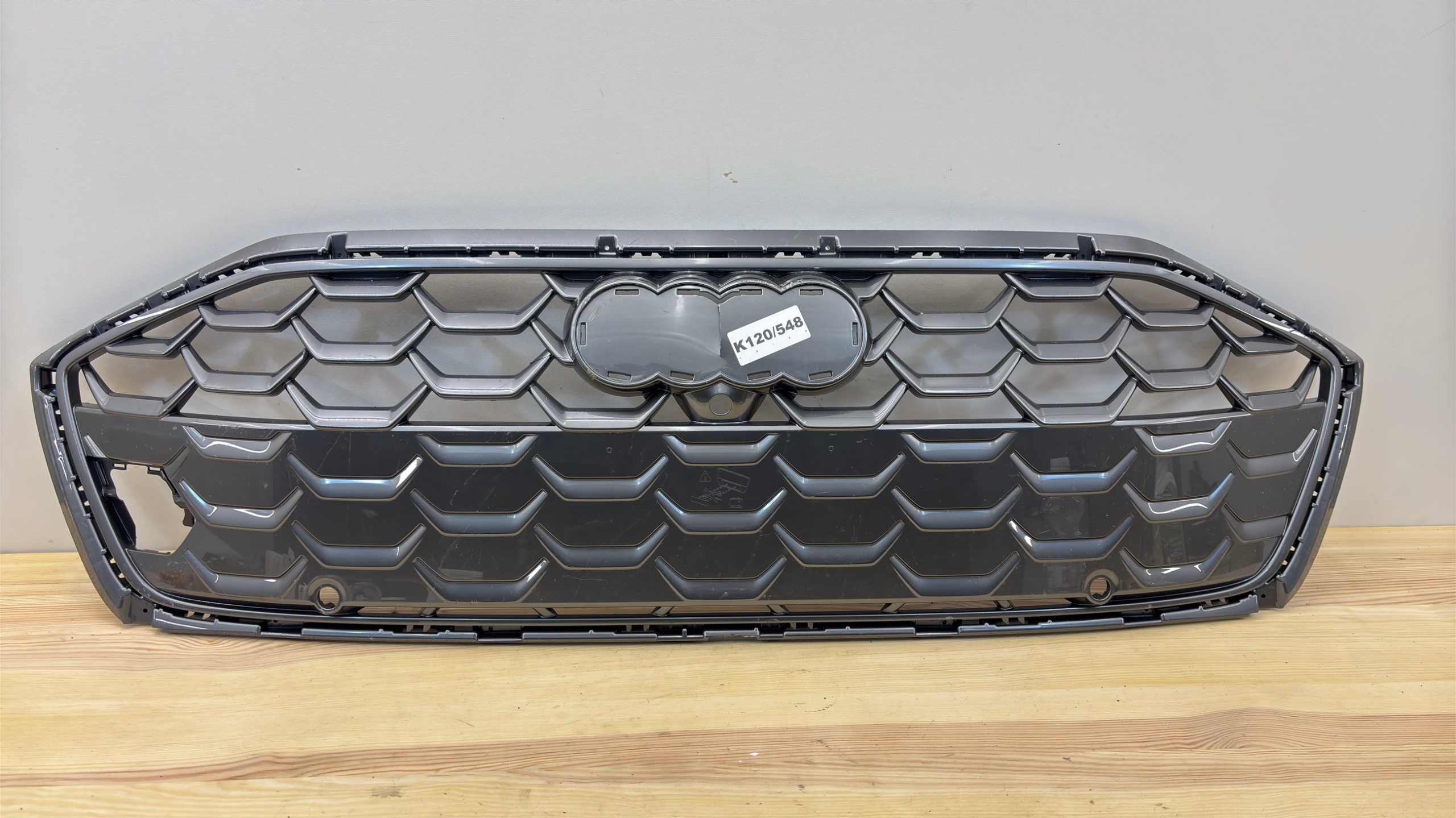 Audi A4 8B3 Kühlergrill FRONTGRILL Kühlergitter 8B3853653A0 - Thumbnail 1