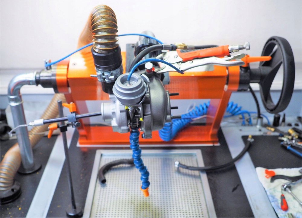 Turbina Nissan Qashqai Juke Renault Clio Scenic 1.5 CDI 110KM 16359700011 Waga produktu z opakowaniem jednostkowym 10 kg