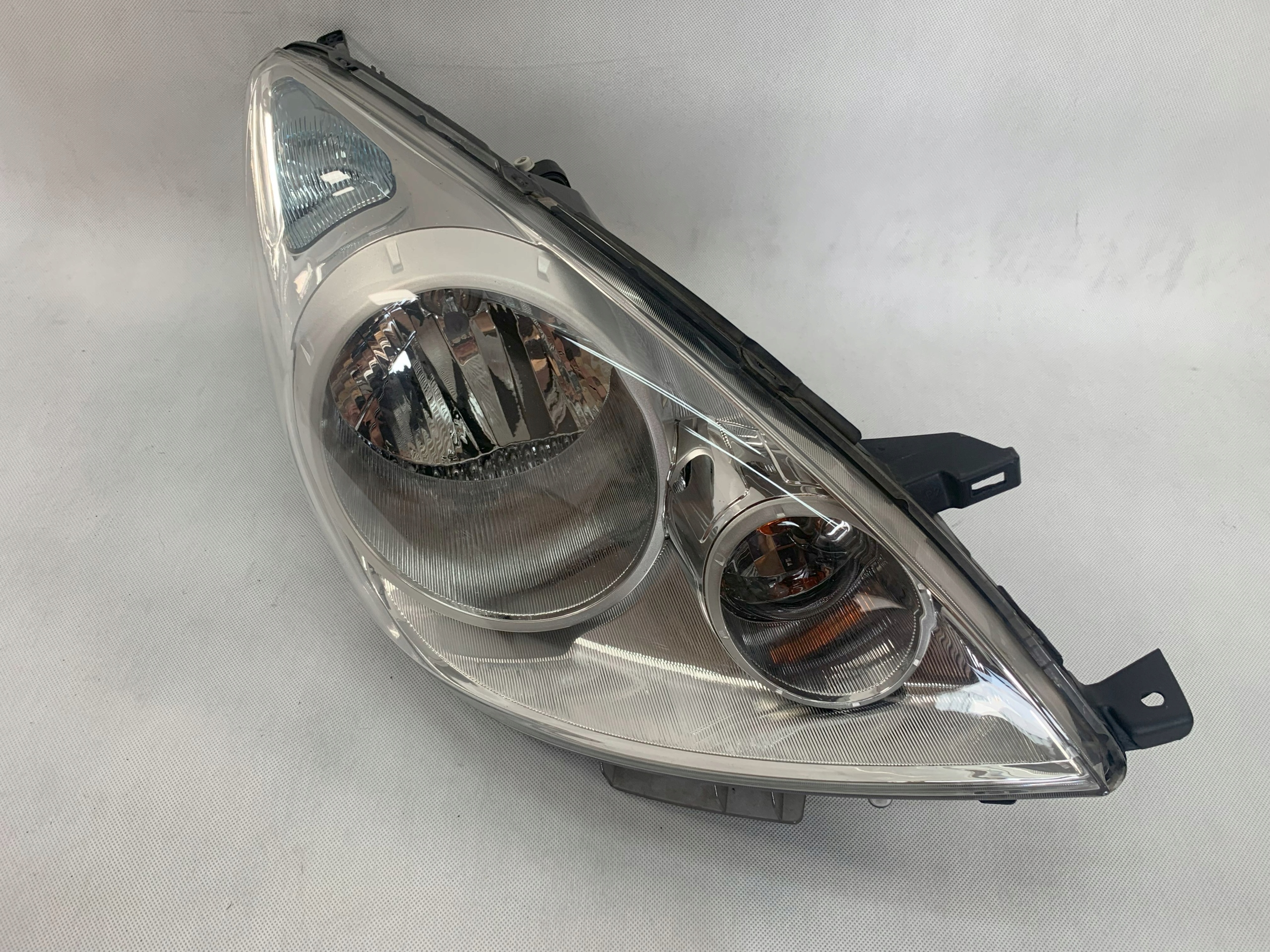 light front reflektor right Nissan Note 1 and E11 FL 08-13r 89078194 05.25