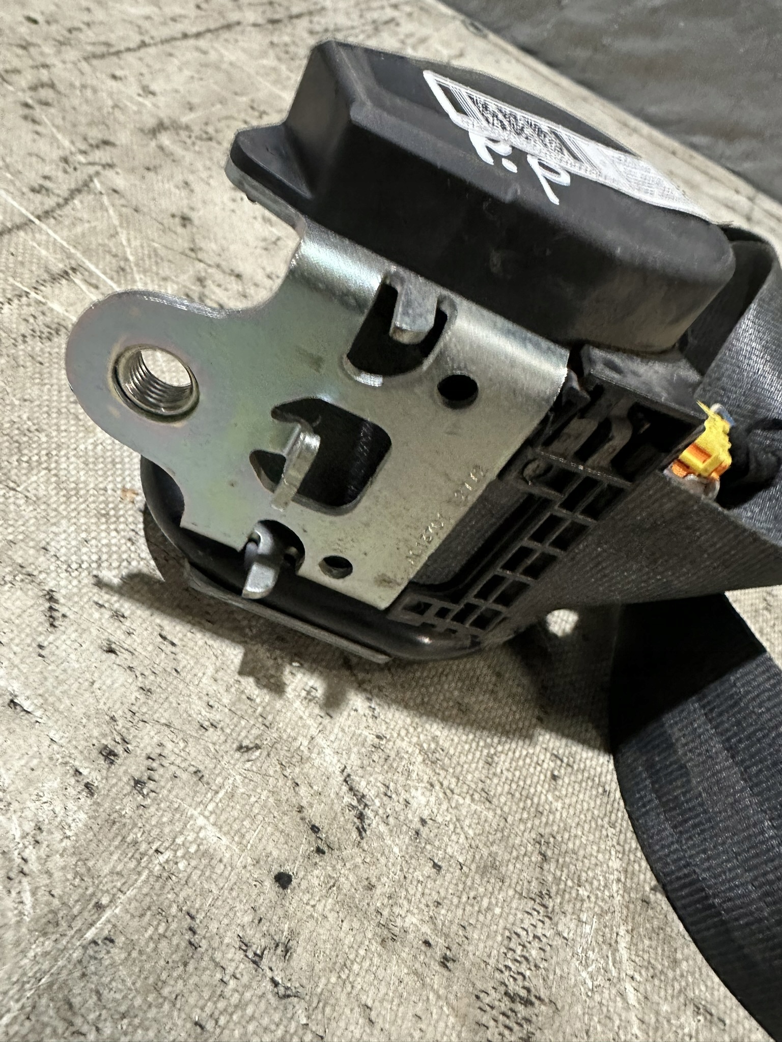 seat belt right front FIAT DOBLO II 735504159