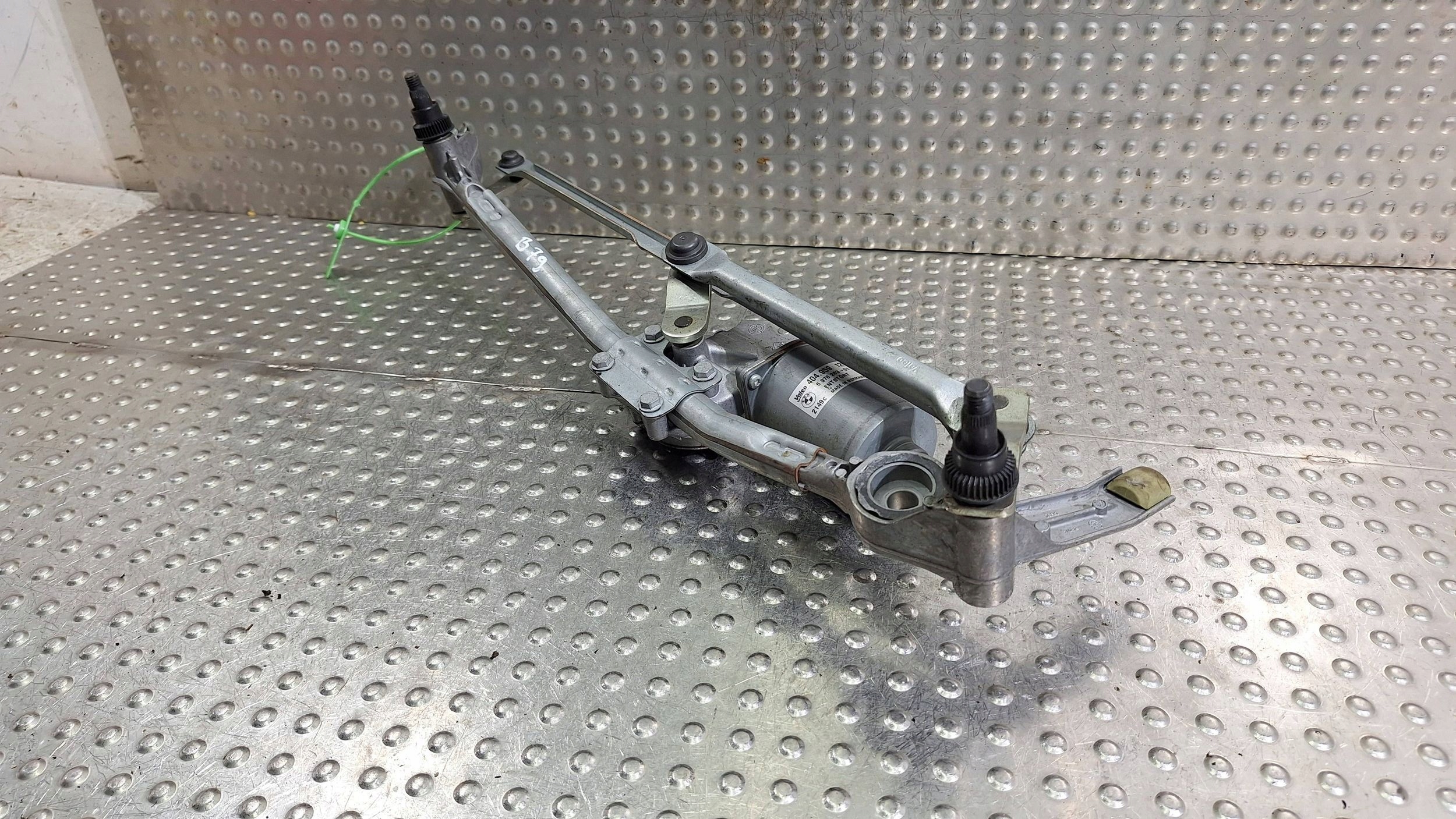 Gestänge Motor Wischer vorne 6978263 BMW 3 E90 E91 E92 E93 EUROPA