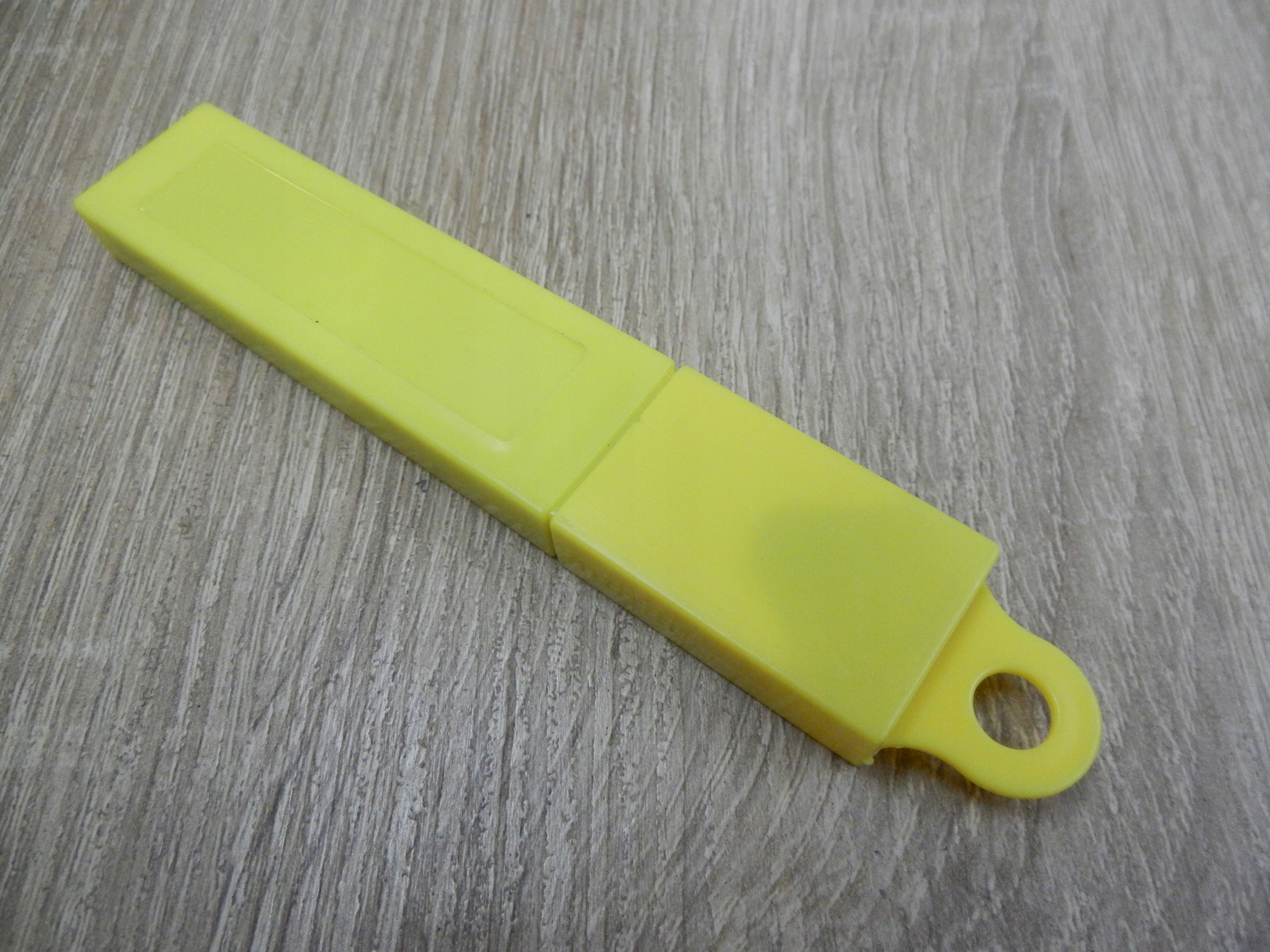 Ostrza nożyka Tapeciaka Wymienne 18mm Łamane 10szt EAN (GTIN) 5901183278123