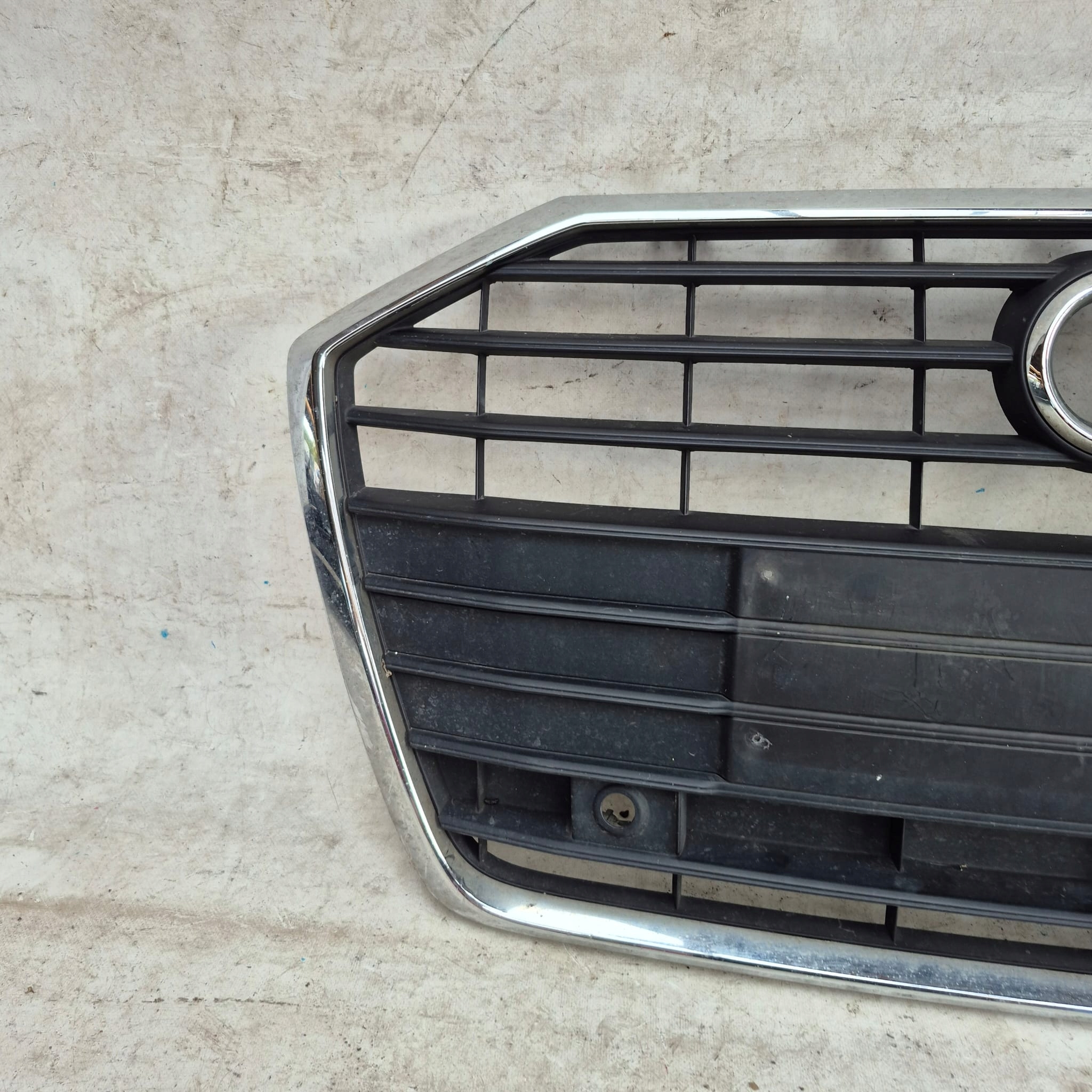 AUDI A6 C8 4K 18-25 Grill Grill PDC