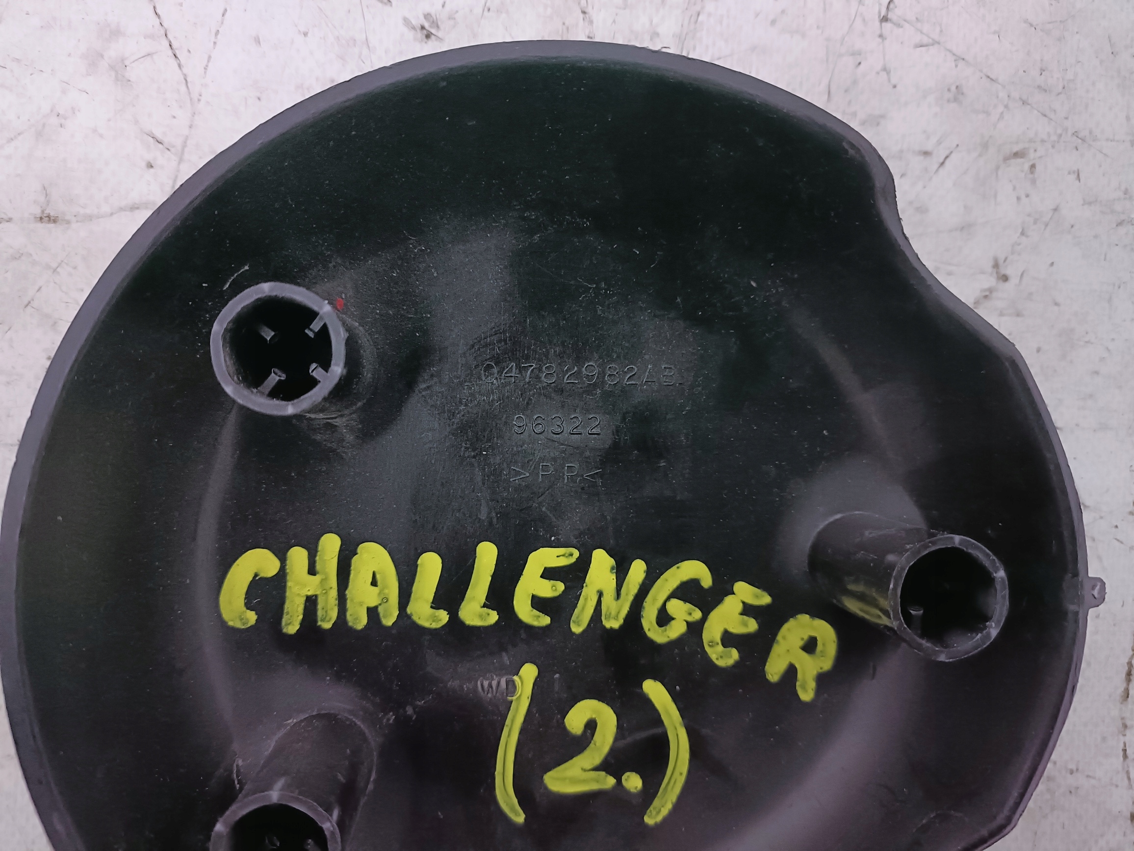DODGE CHALLENGER 2019- couverture ammortiseur couverture 04782982AB