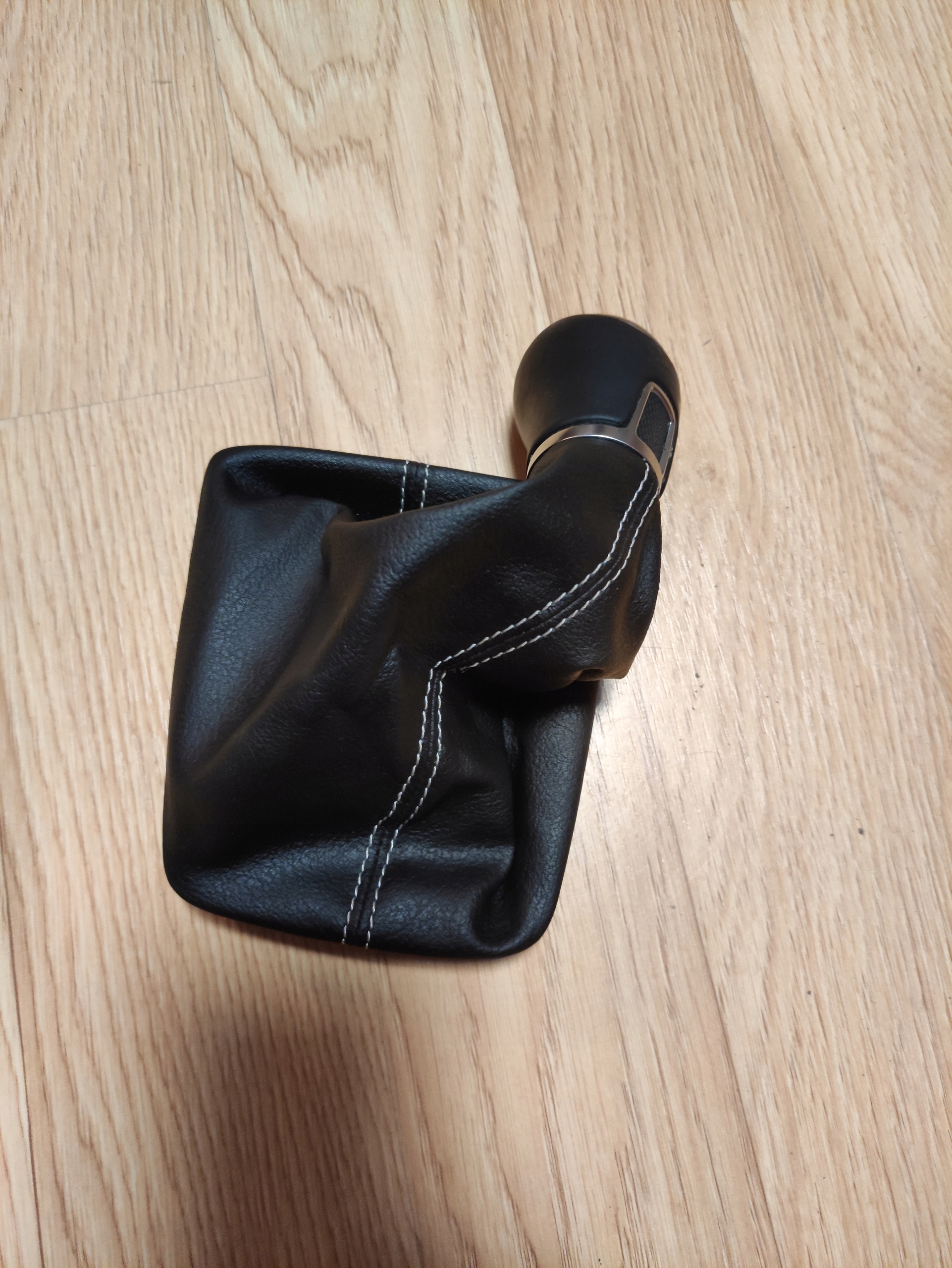 РУЧКА ПЕРЕКЛЮЧЕНИЯ ПЕРЕДАЧ VW TIGUAN SHARAN II БЕЛАЯ НИТЬ