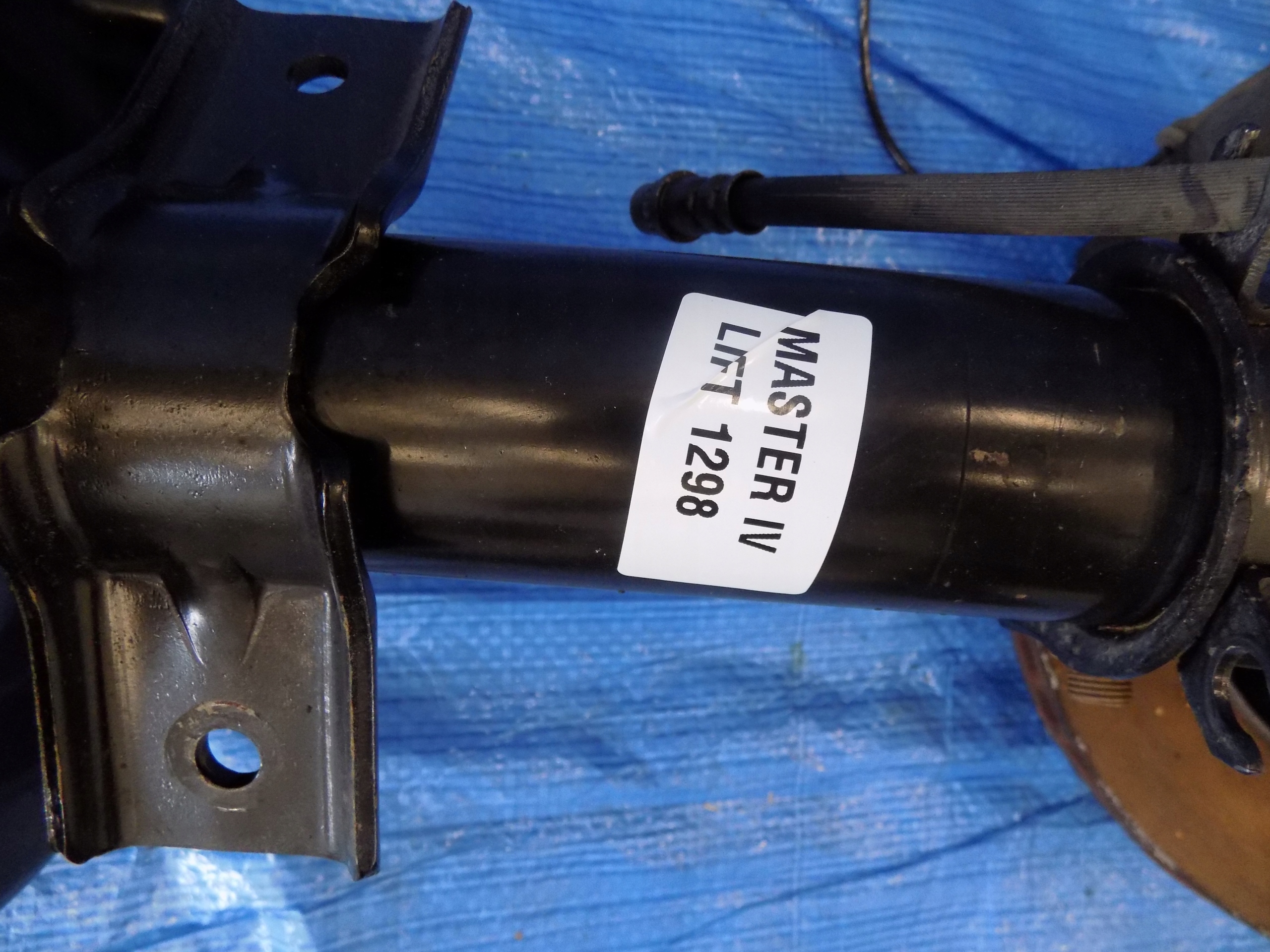 swing left shock absorber RENAULT MASTER III LIFT IV 2,3DCI 150KM 2020R