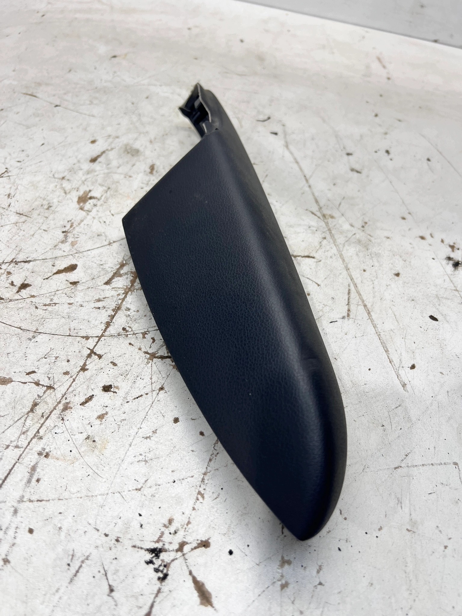 armrest BOCZKA door left front AUDI Q3 8U 8U0867173