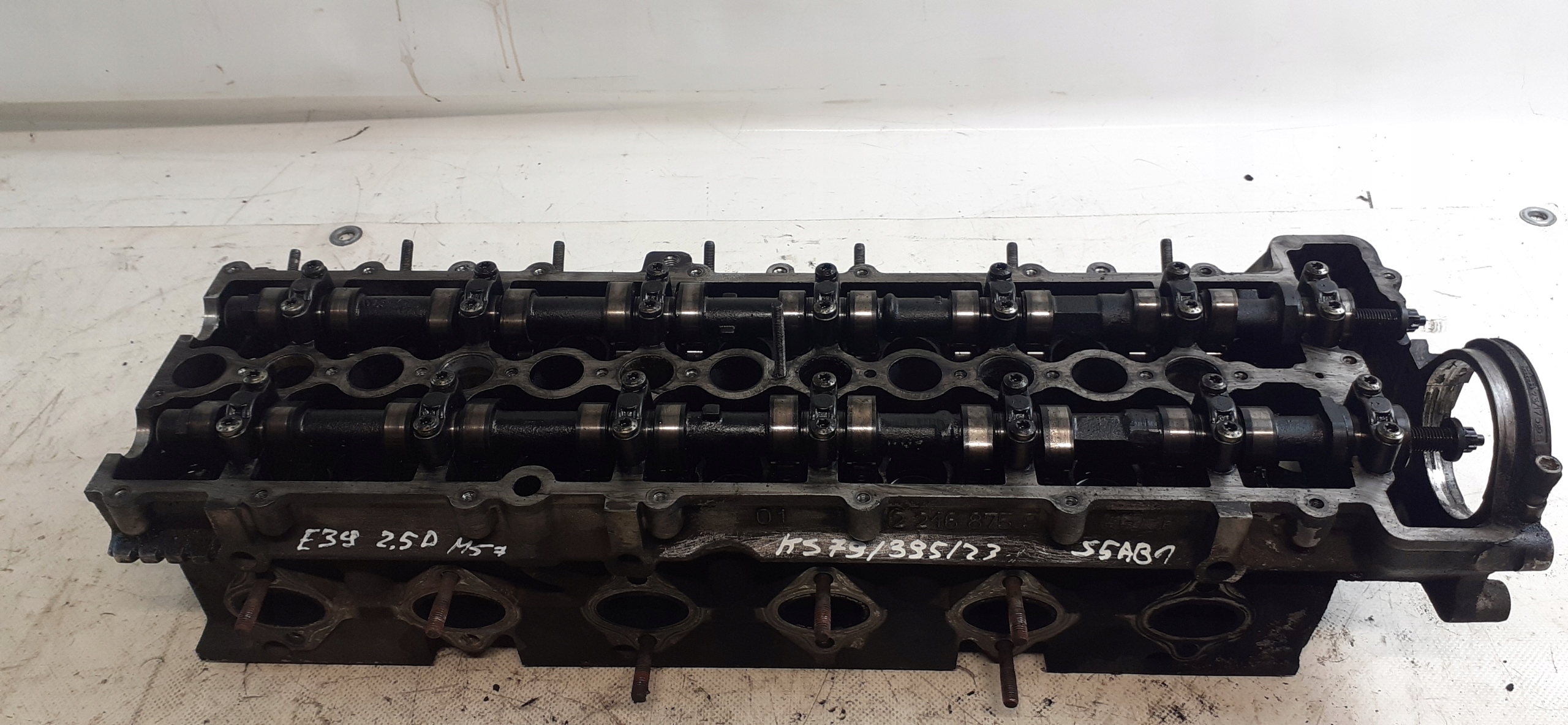BMW E39 2.5 D 22468759 TESTATA Motore