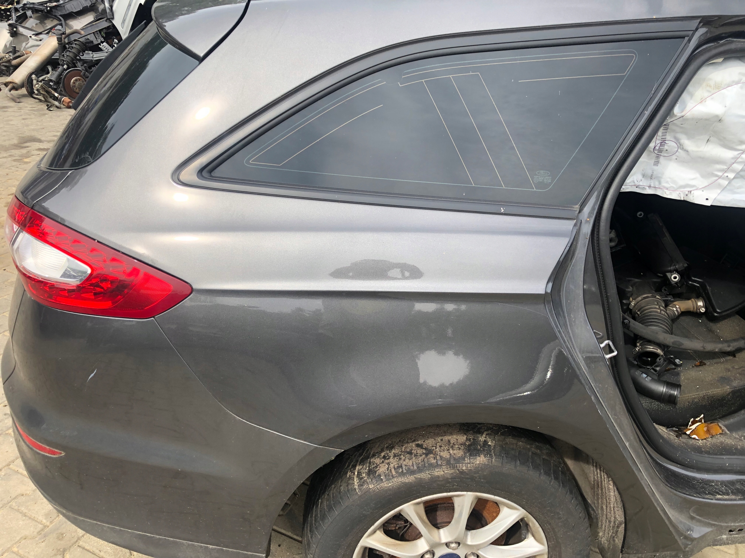 FORD MONDEO KOMBI MK5 2014 ĆWIARTKA PRAWY TYŁ