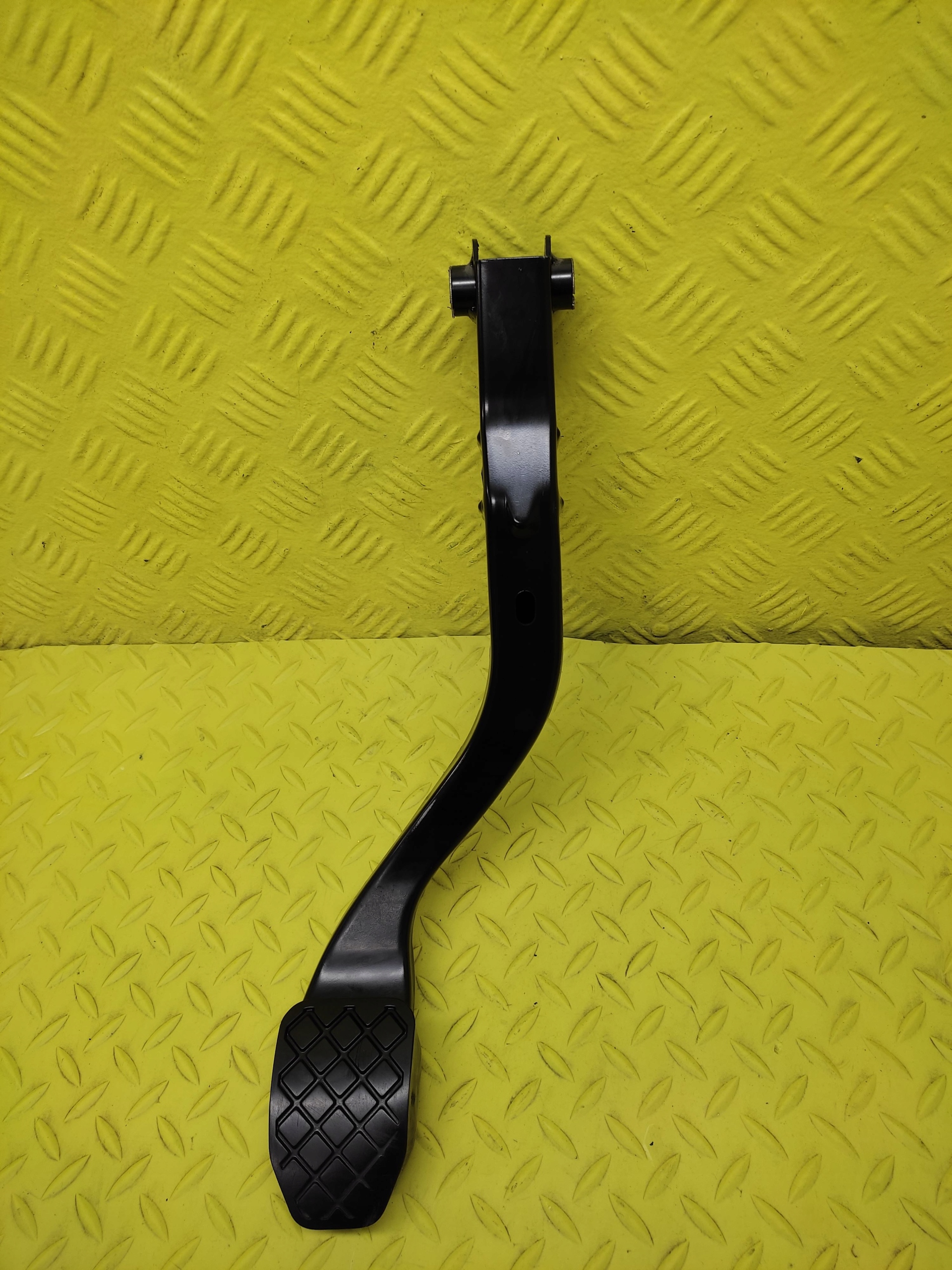 AUDI A4 B7 2.0 TDI PEDAL Bremse 8E1721140