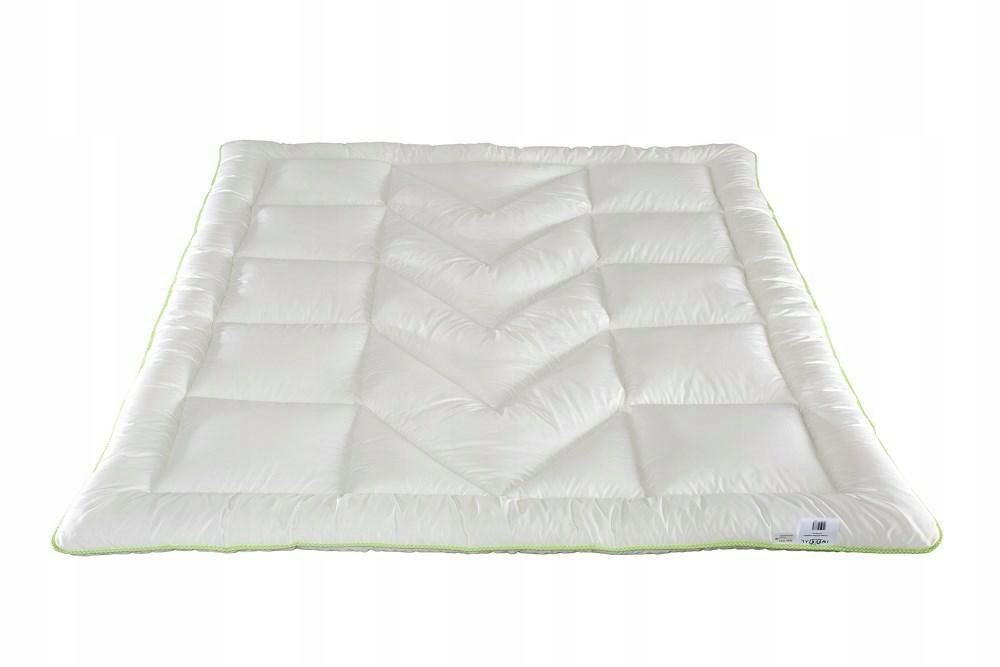 Antialergická přikrývka 220x200 Bamboo ekri