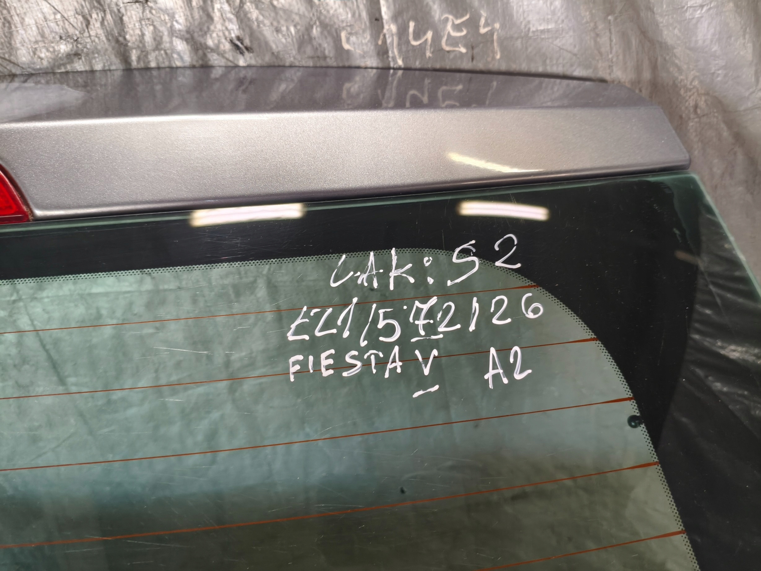 trunk door boot FORD FIESTA MK5 MKV S2