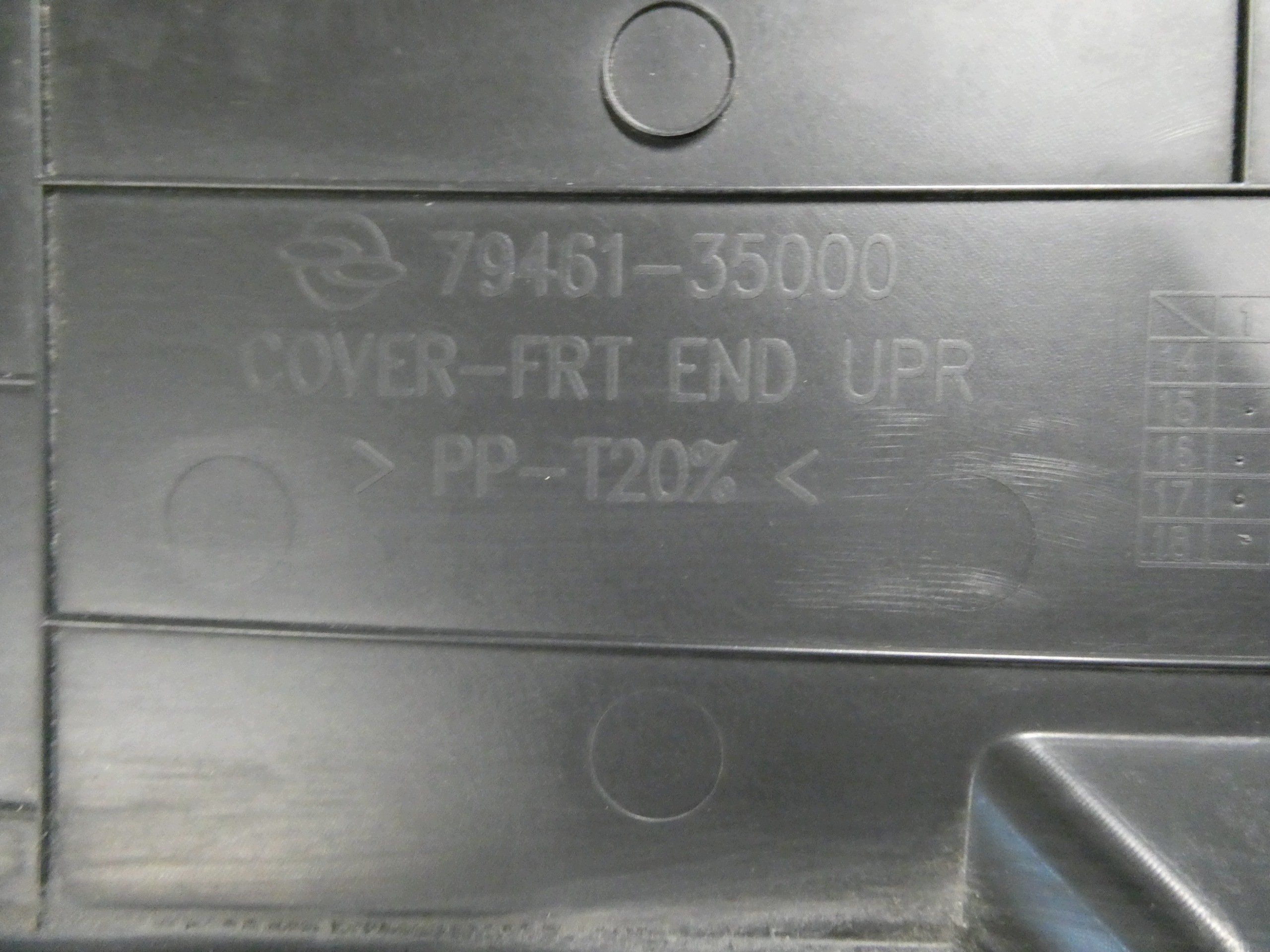 upper panel cover front SSANGYONG TIVOLI 15-18