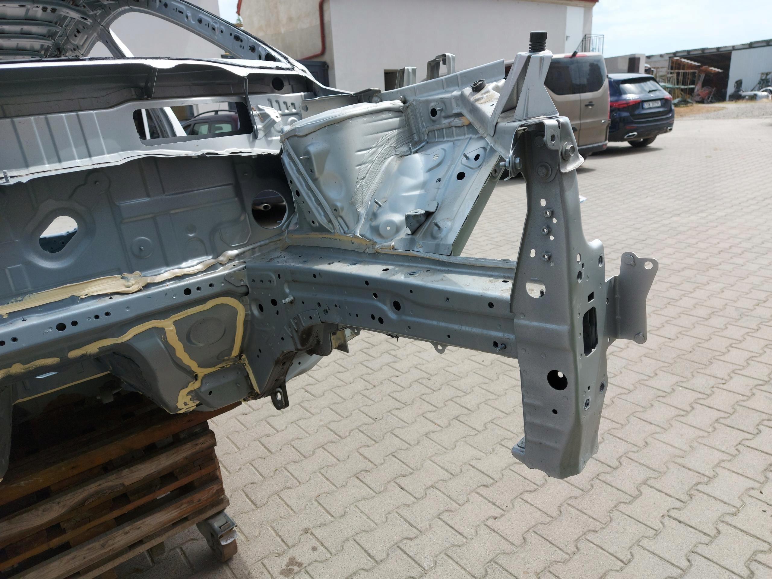 Nissan X-TRAIL T33 IV 2023r quarter quarter left front front