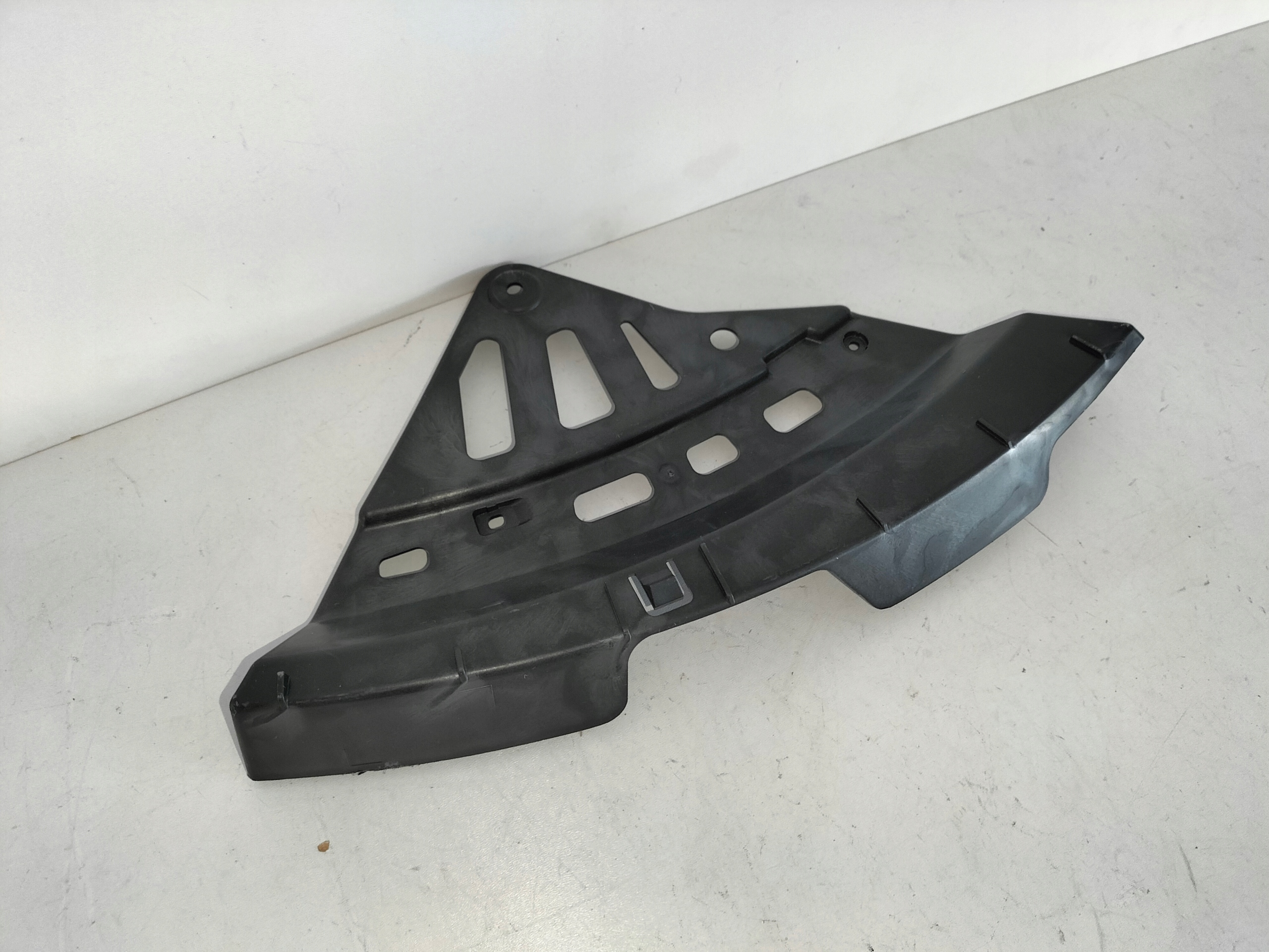 support holder below lampe front right CITROEN C4 GRAND PICASSO and 06-13