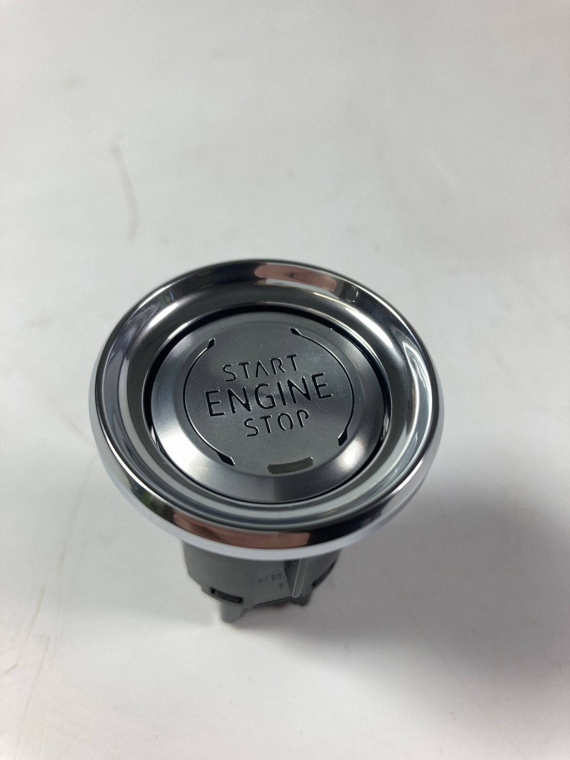 Chevrolet Corvette C8 bouton zaplonu start stop 2026 OEM