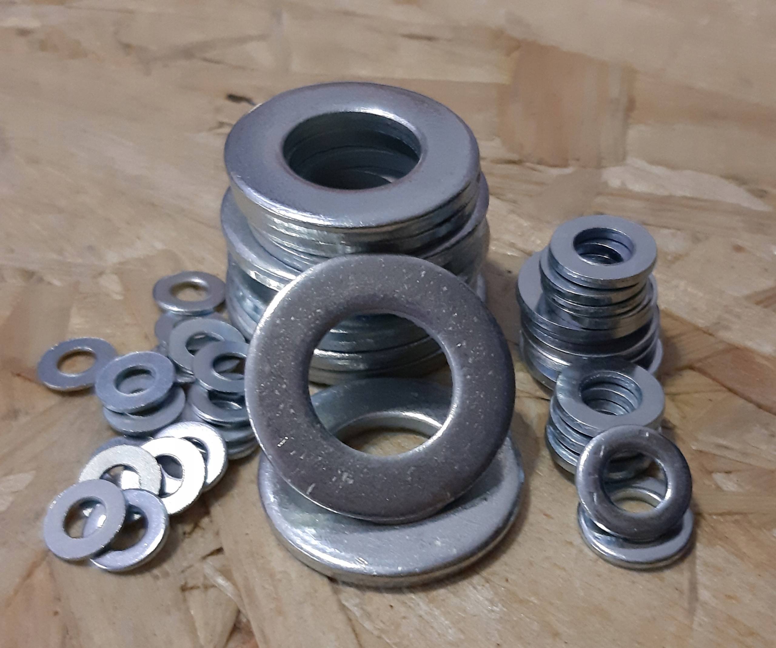 

Podkładka M24 Din 125 ocynk 1 kg