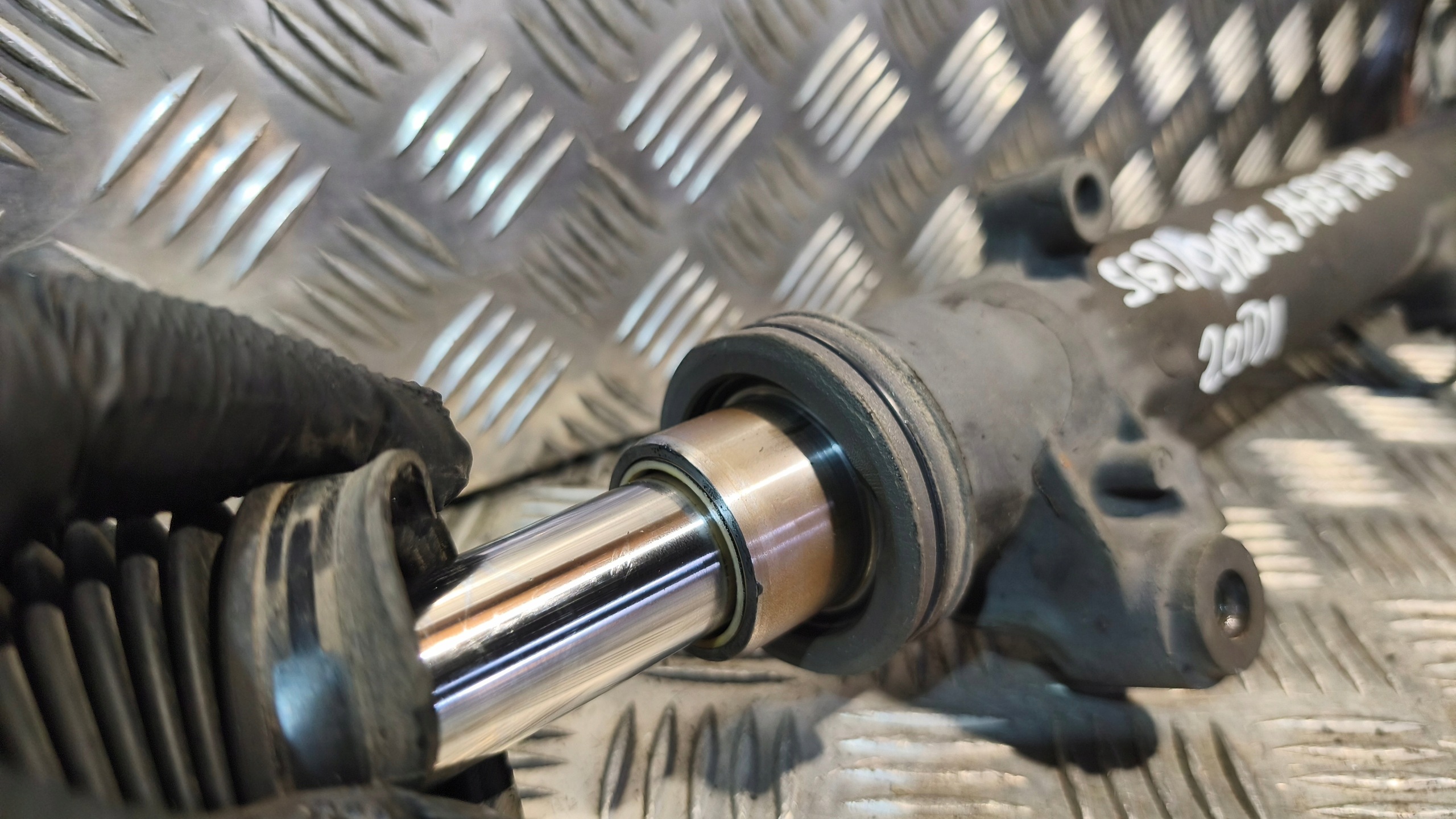 crémaillère direction assistée direction AUDI A4 B7 2.0TDI 8E1422_105C