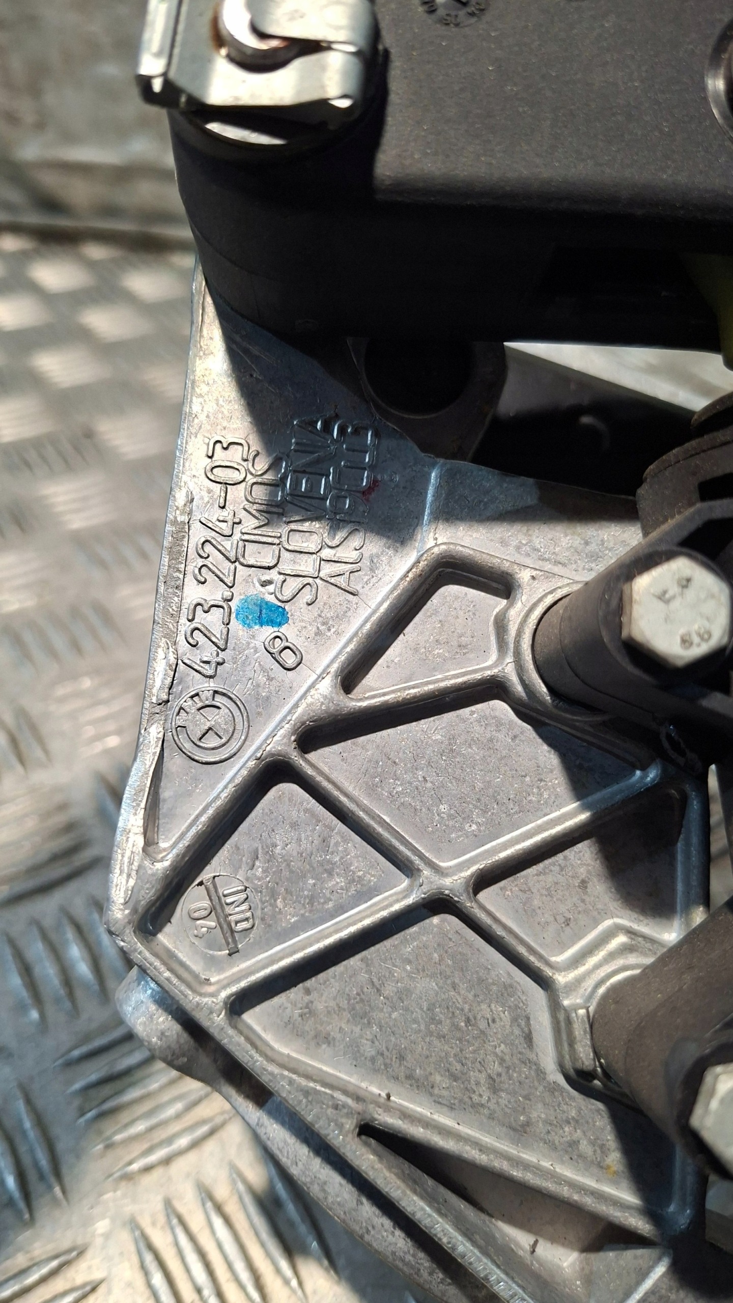 PEDAL Frein Embrayage BMW E81 2.0D