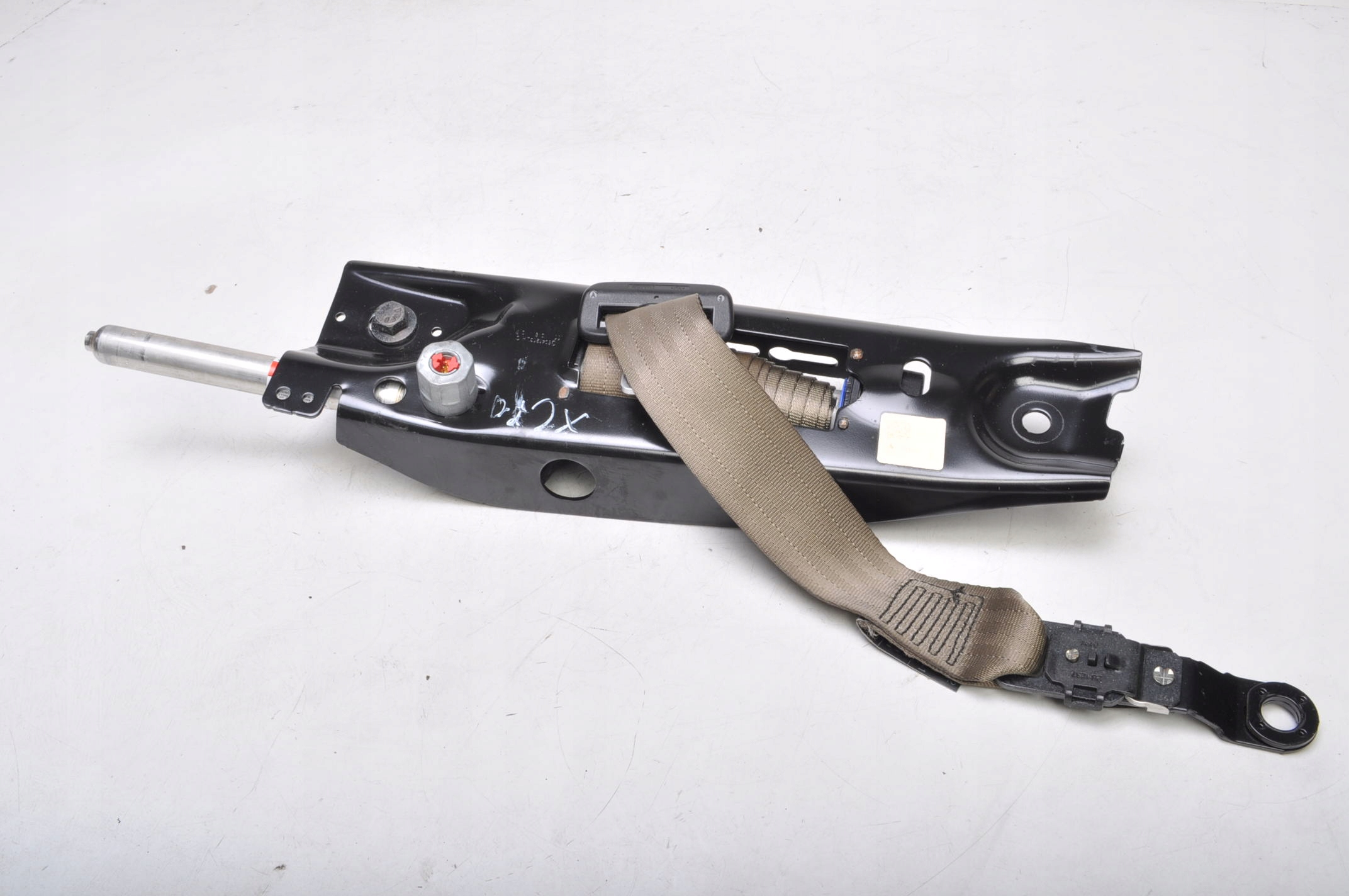 VOLVO XC70 II PAS BEZPIECZEŃSTWA LEWY PRZÓD PRZEDNI 39811482