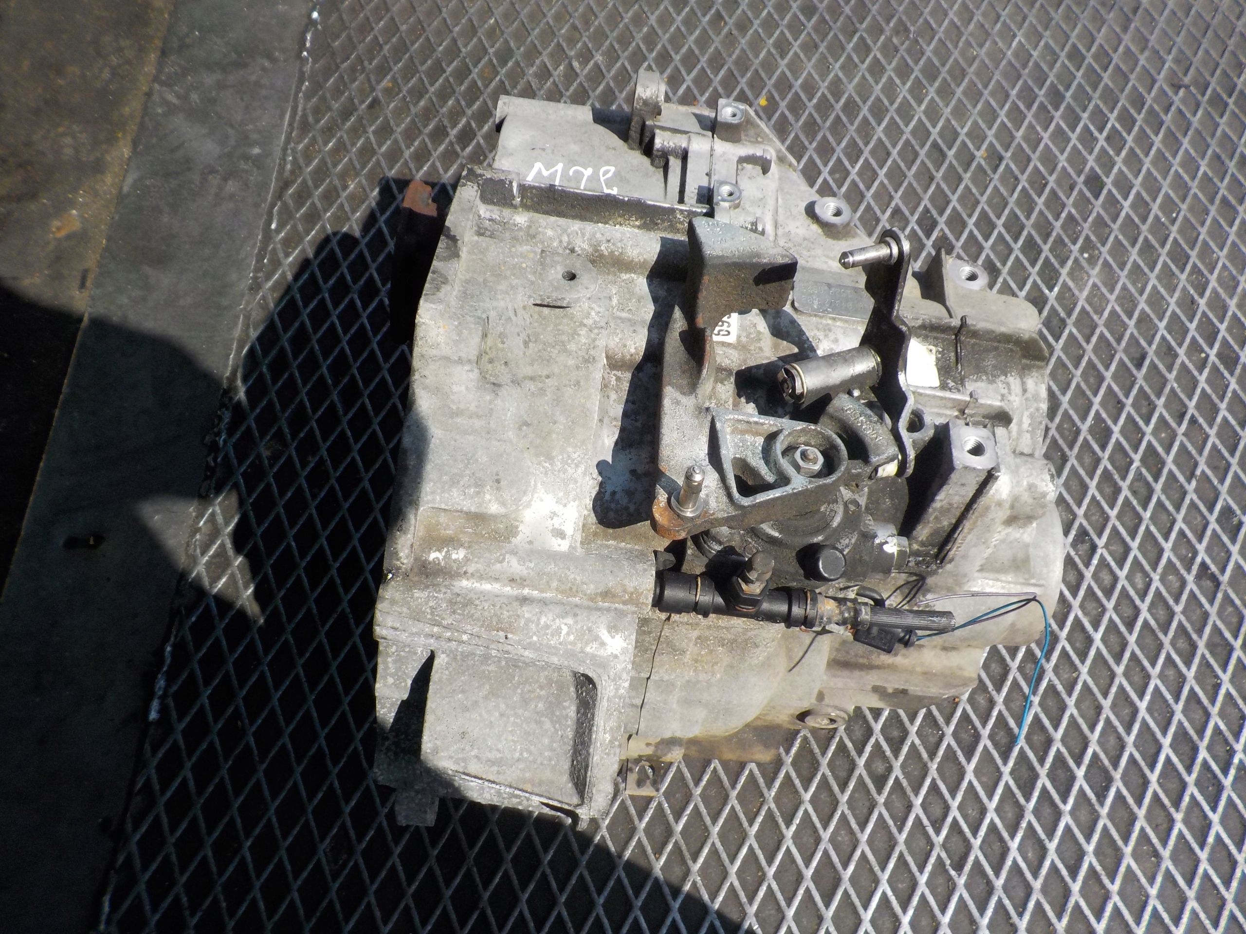 VOLKSWAGEN GOLF V 2.0 TFSI getriebe JLW