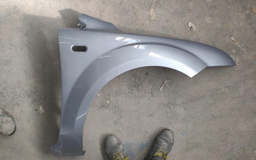 Błotnik FORD FOCUS MK2 II MK 2 04-08 kolor Z3 OCYNK