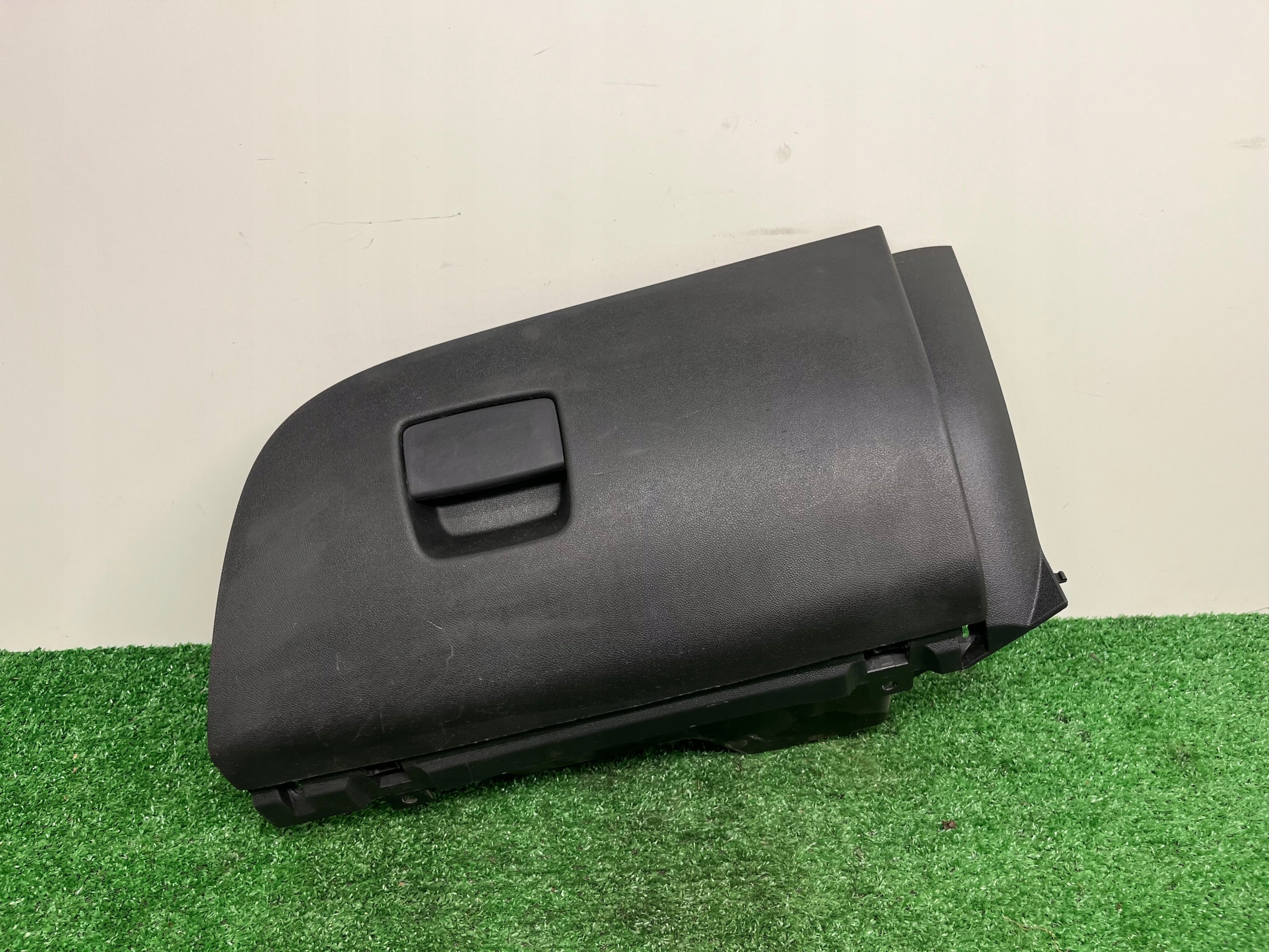 Handschuhfach des Beifahrers OPEL CORSA E 39013999