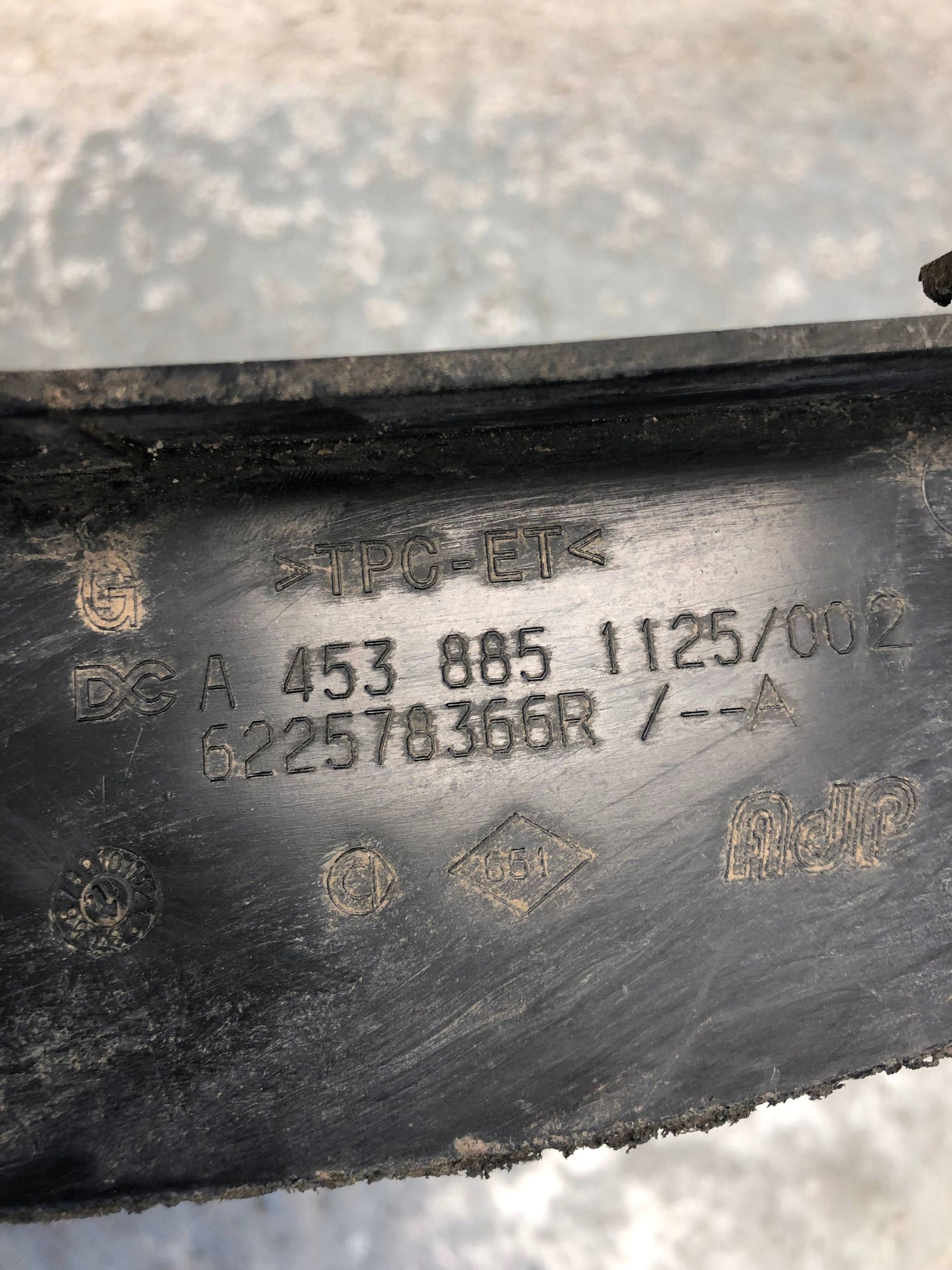 lišta nárazníku pravý předek SMART 453 A4538851125