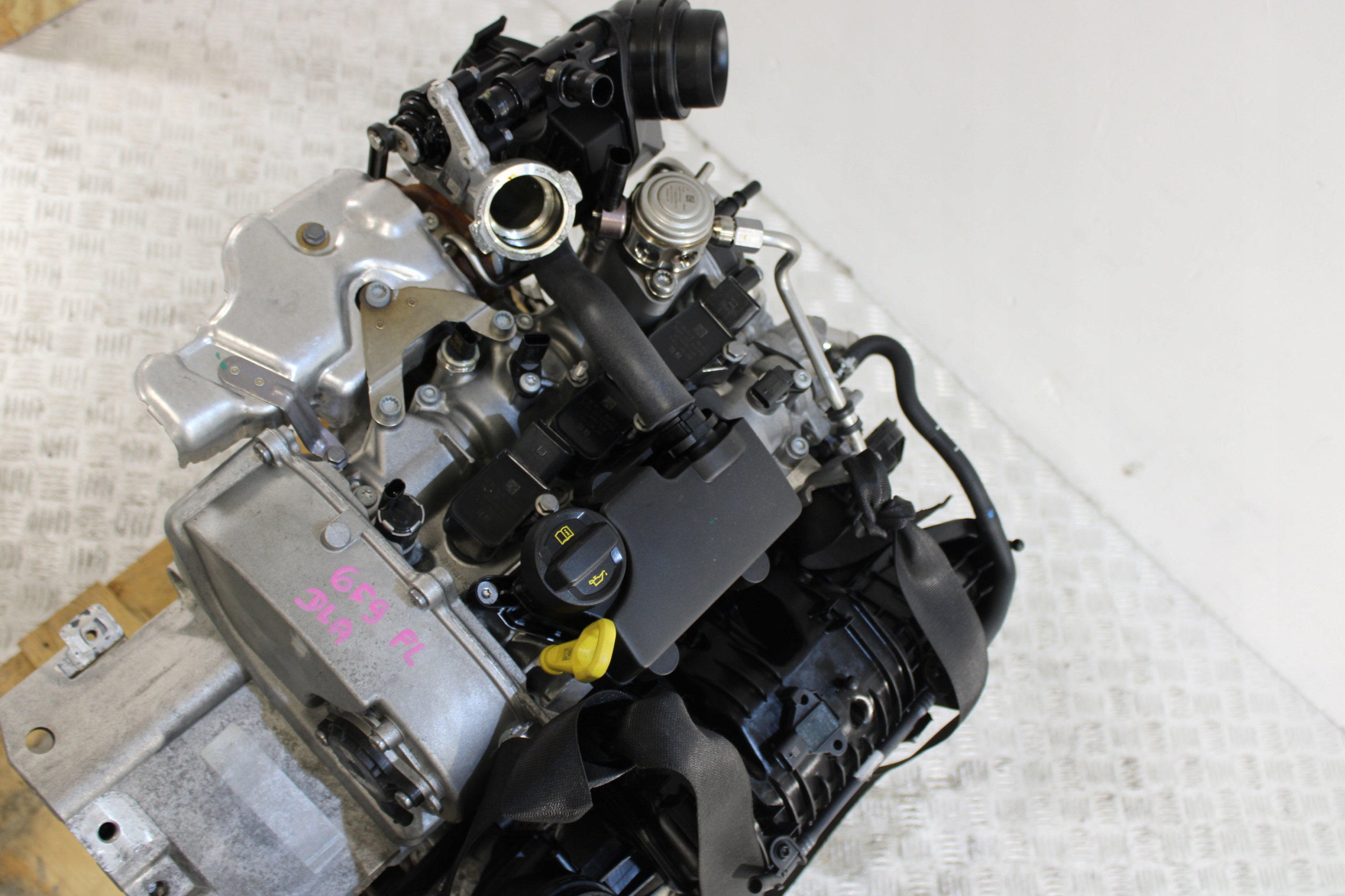 engine MOTOR complete DLA SEAT ARONA LIFT 1,0 TSI