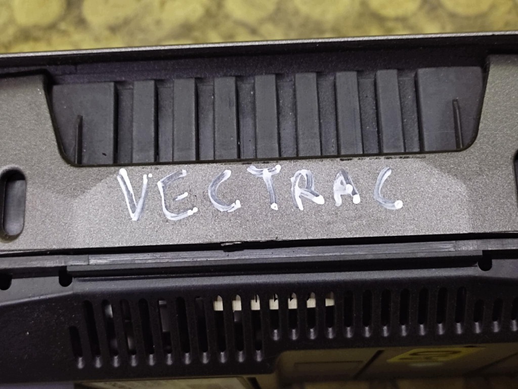 OPEL VECTRA C display KRATKI air conditioning devices 13265760