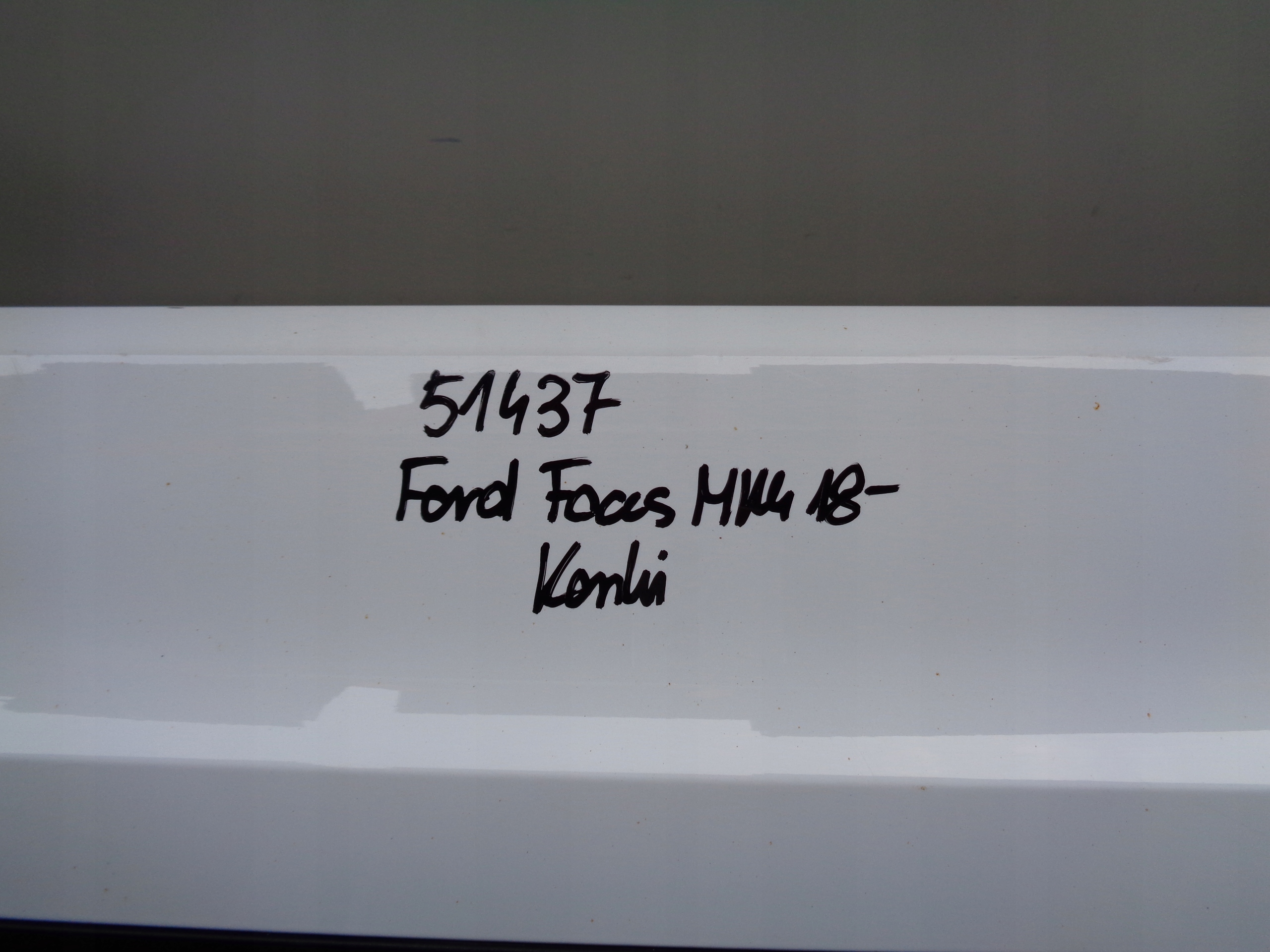 bumper rear FORD FOCUS MK4 18- KOMBI NR 51437