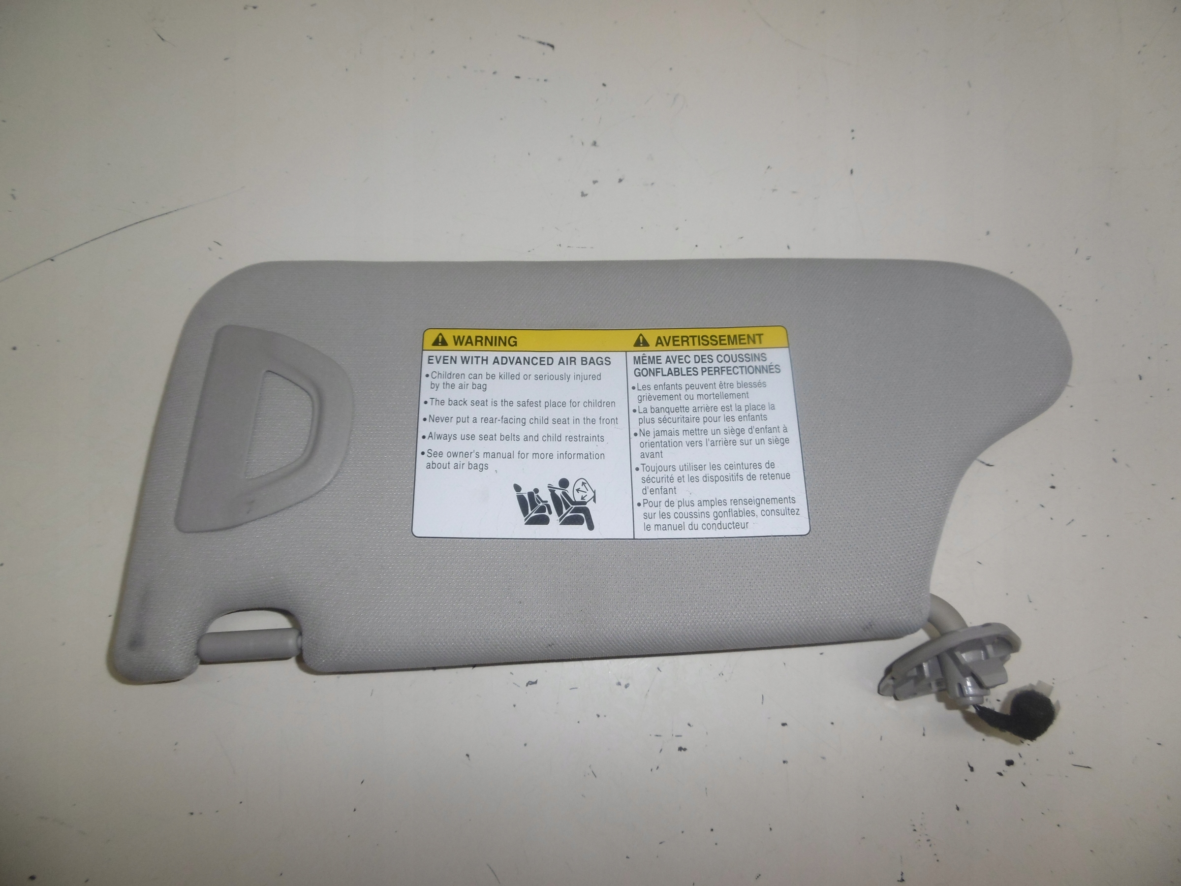 cover PRZECIWSLONECZNA left INFINITI Q50