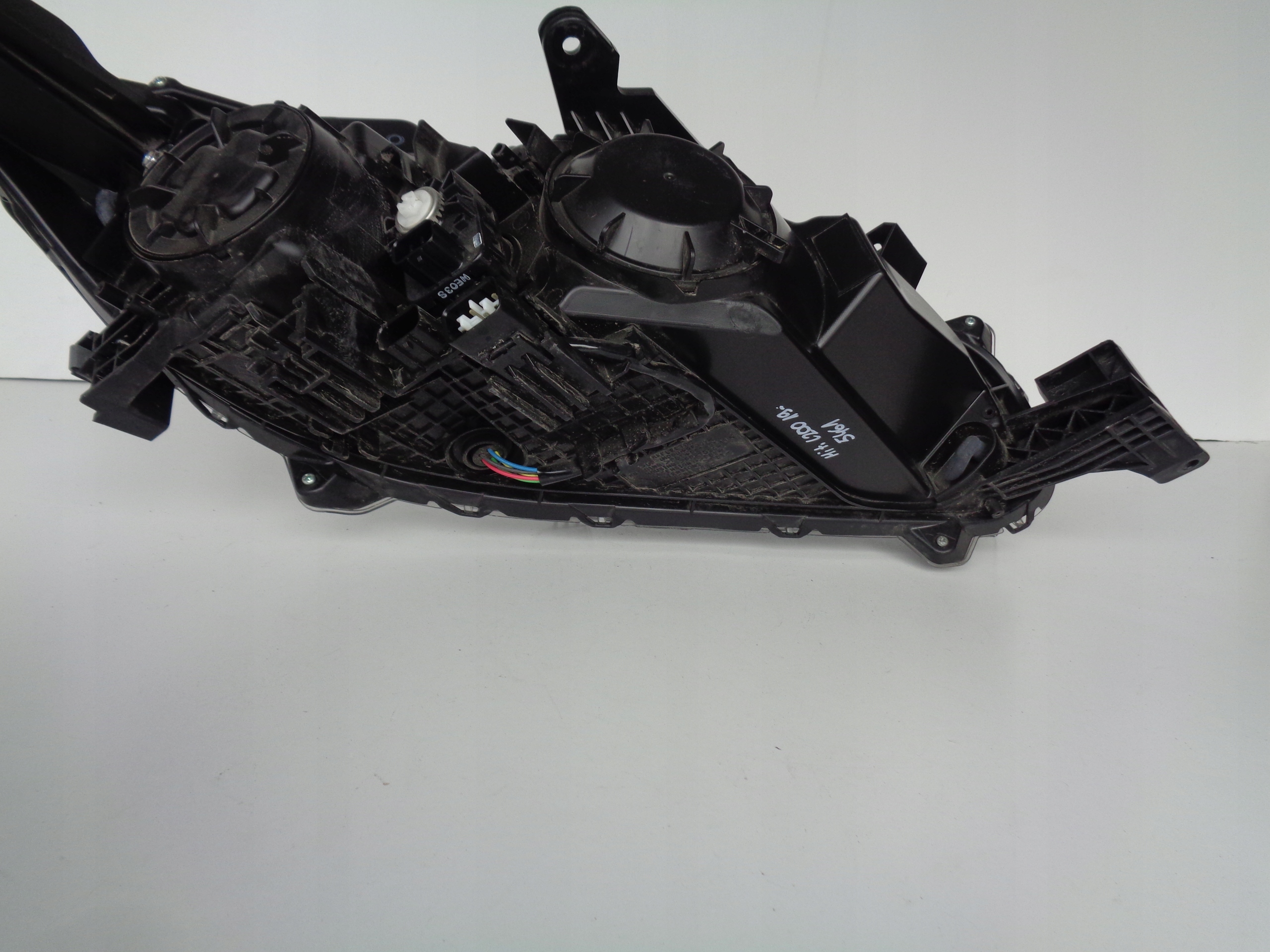 LICHT LINKS REFLEKTOR MITSUBISHI L200 19