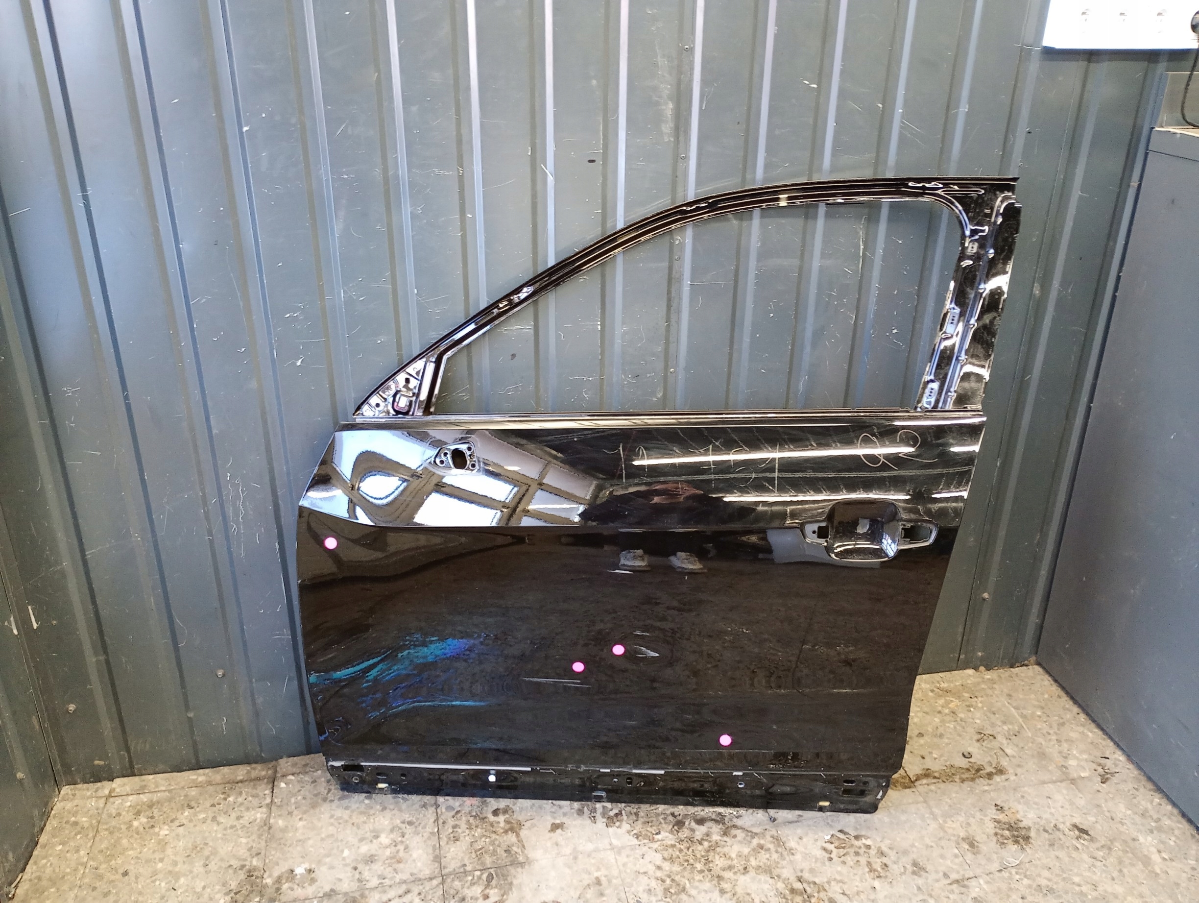 Drzwi lewy przod Audi q2 czarne