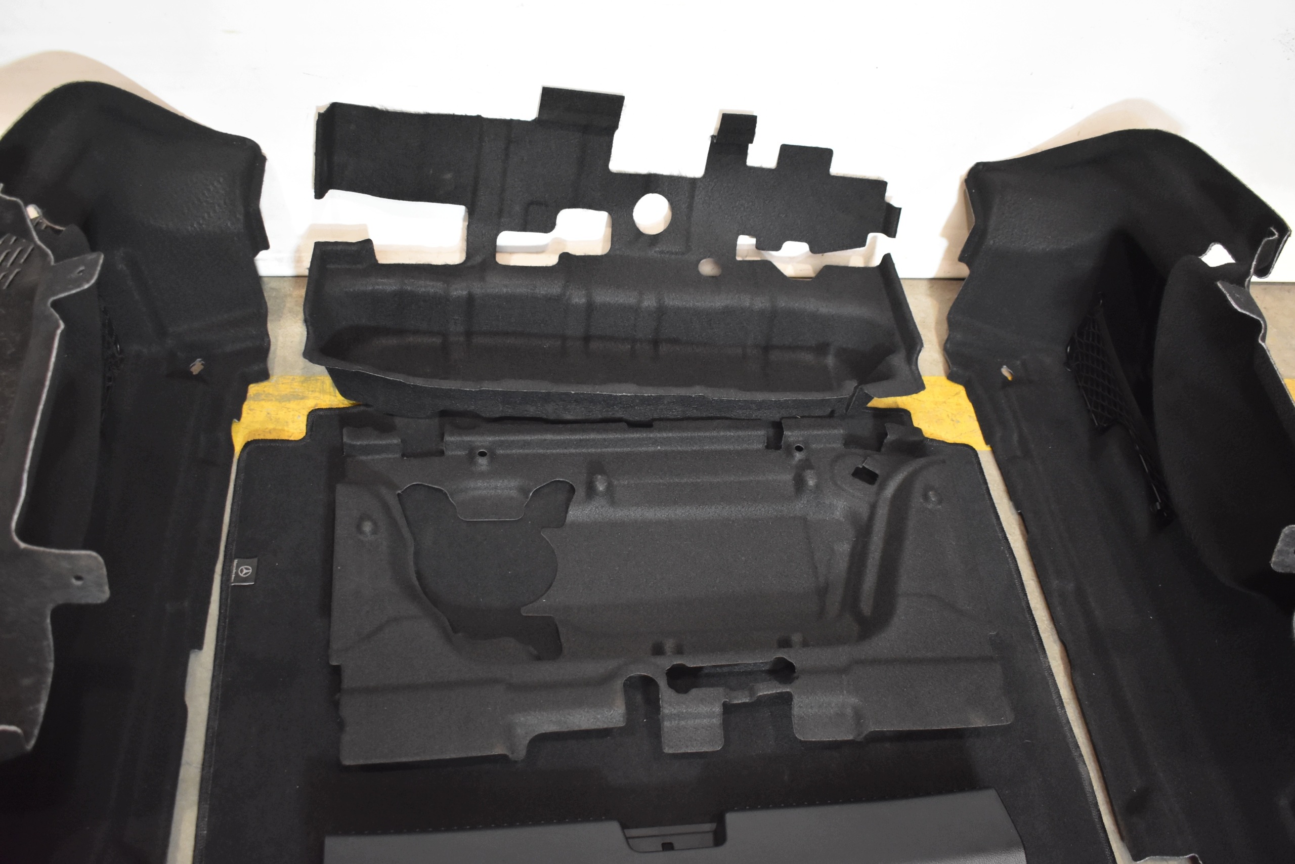 IDEALNY boot upholstery MERCEDES CLA W118 COUPE 1